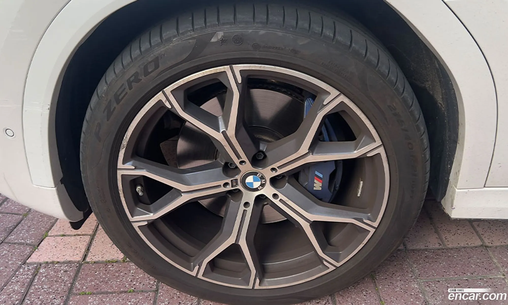 BMW X6 2023 — 13