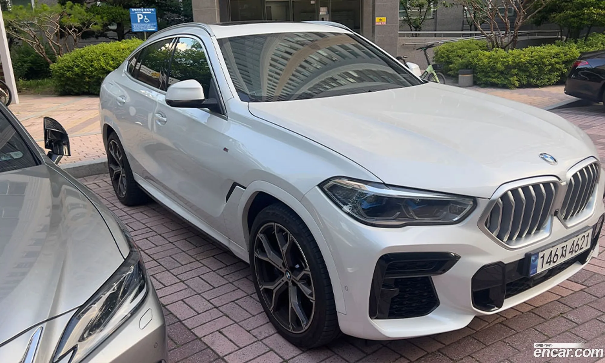 BMW X6 2023 — 11