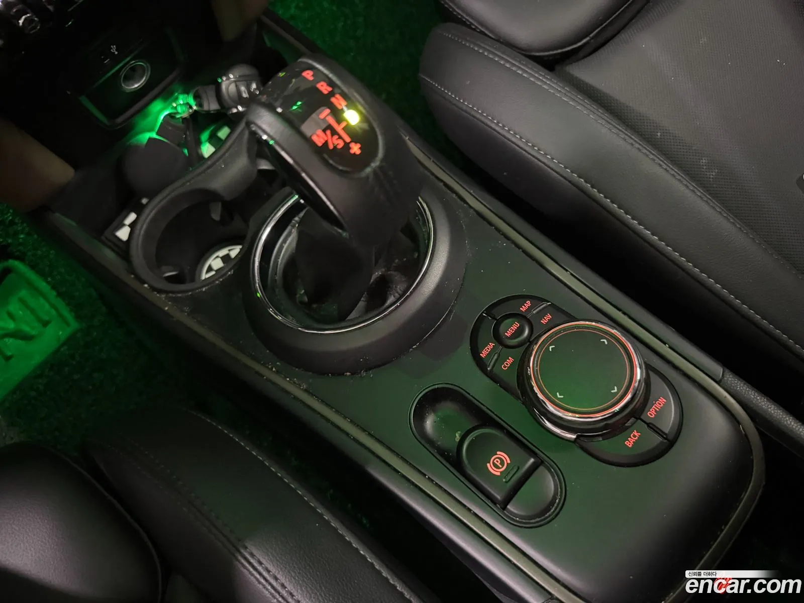 Mini Cooper Countryman 2019 — 11