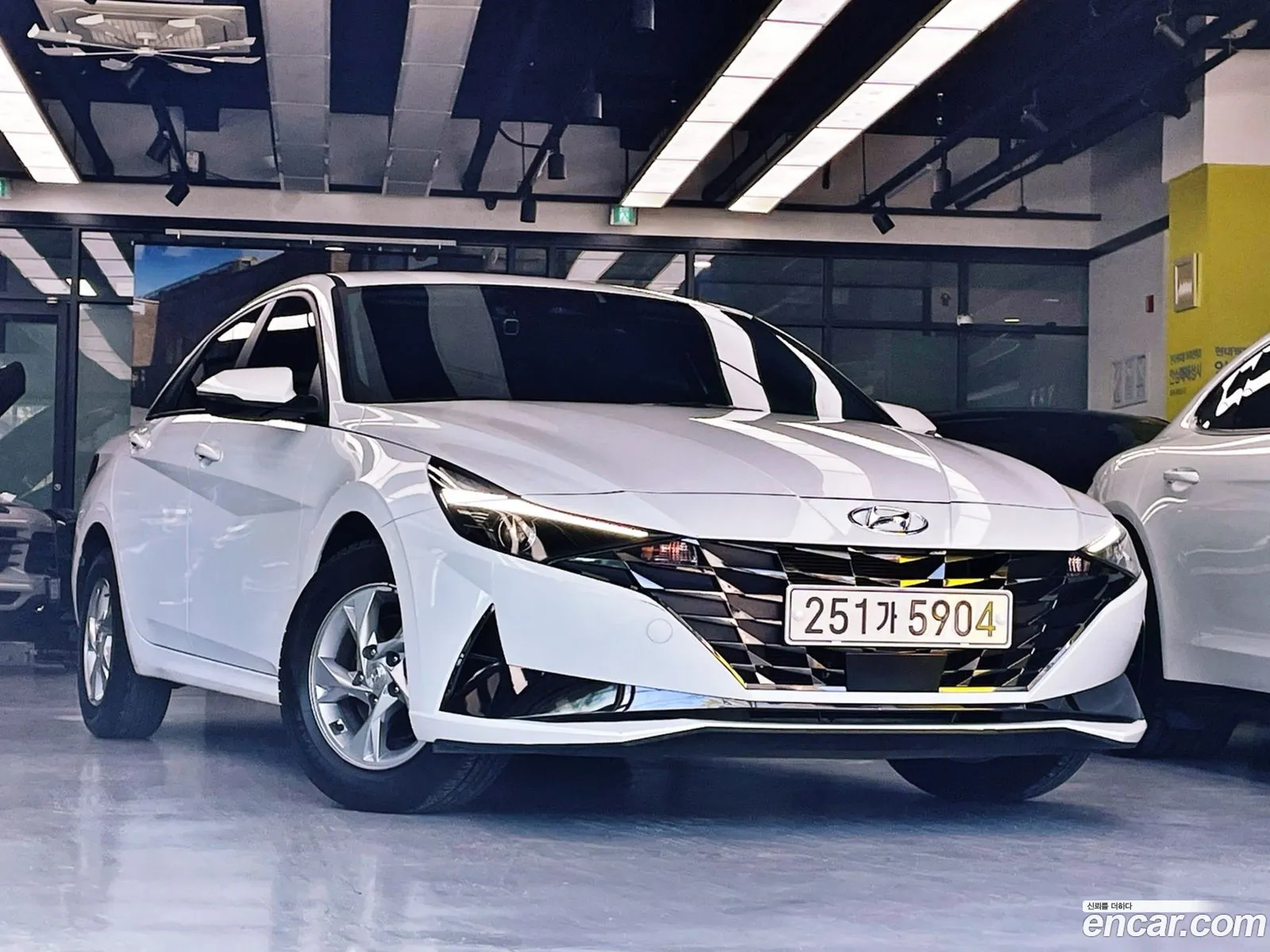 Hyundai Elantra 2021 — 3