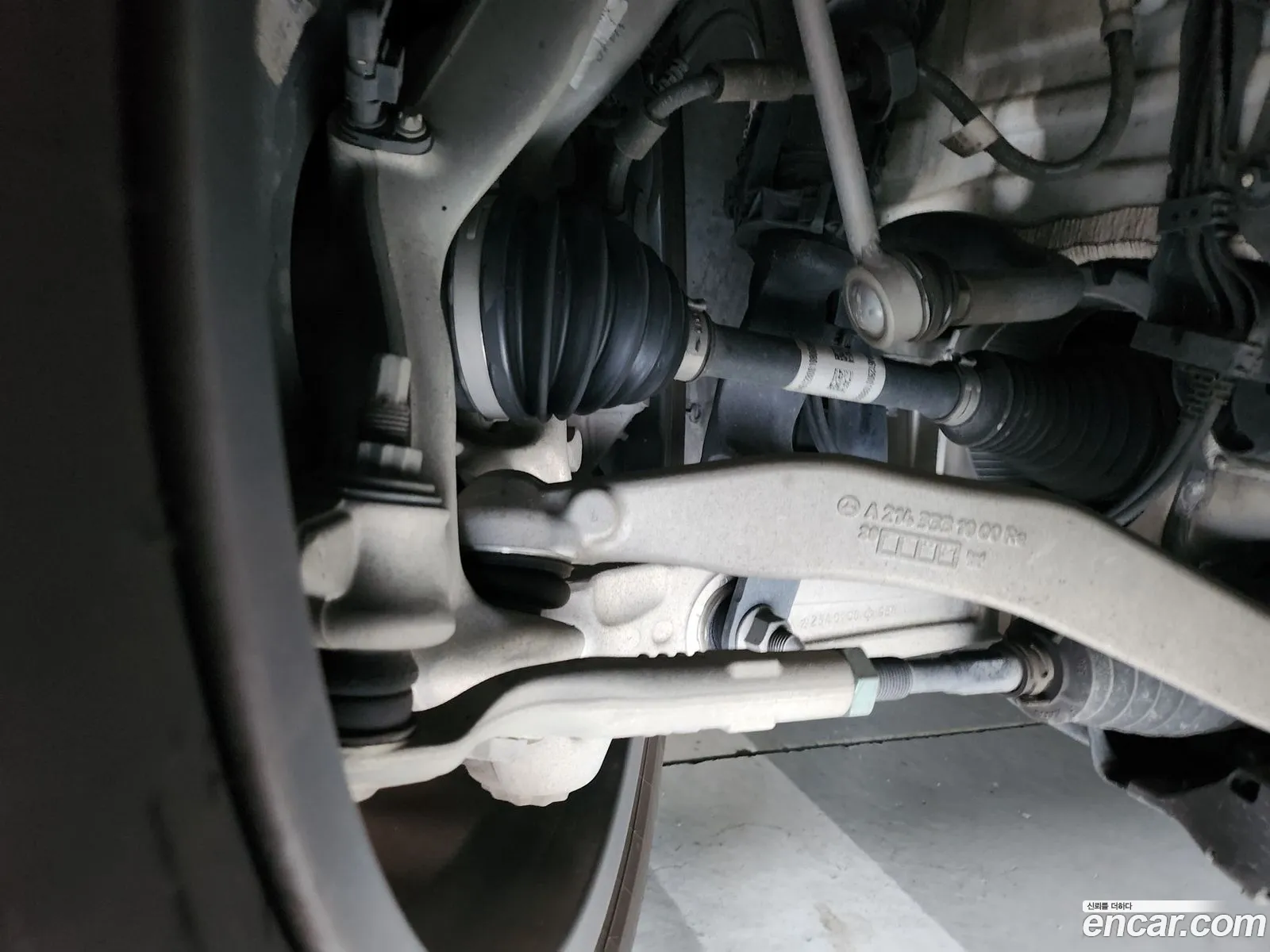 Mercedes-Benz E-Class W214 2024 — 17