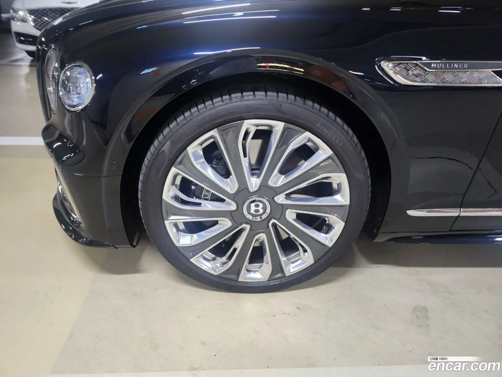 Bentley Flying Spur 2025 — 5