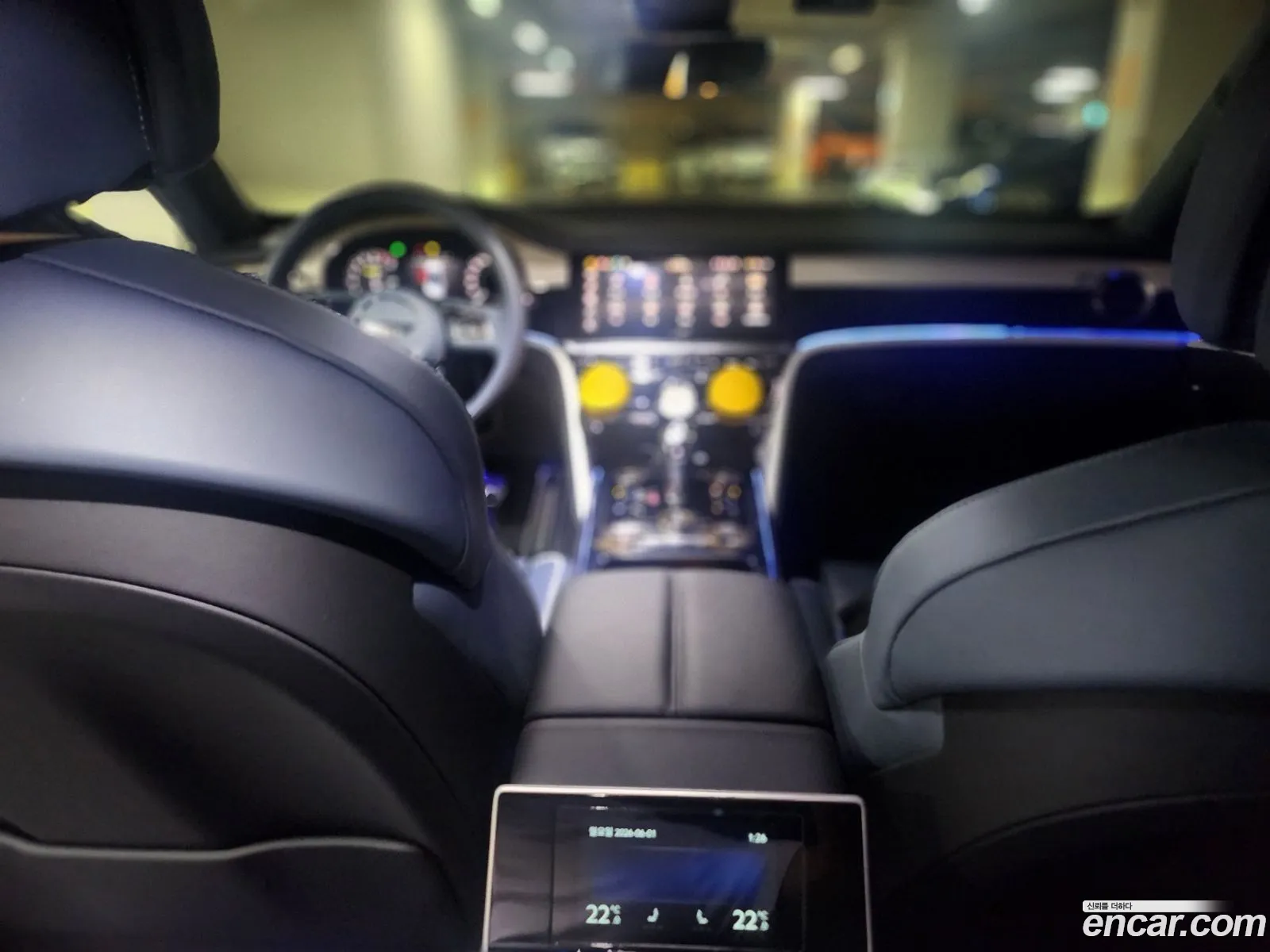Bentley Flying Spur 2025 — 8