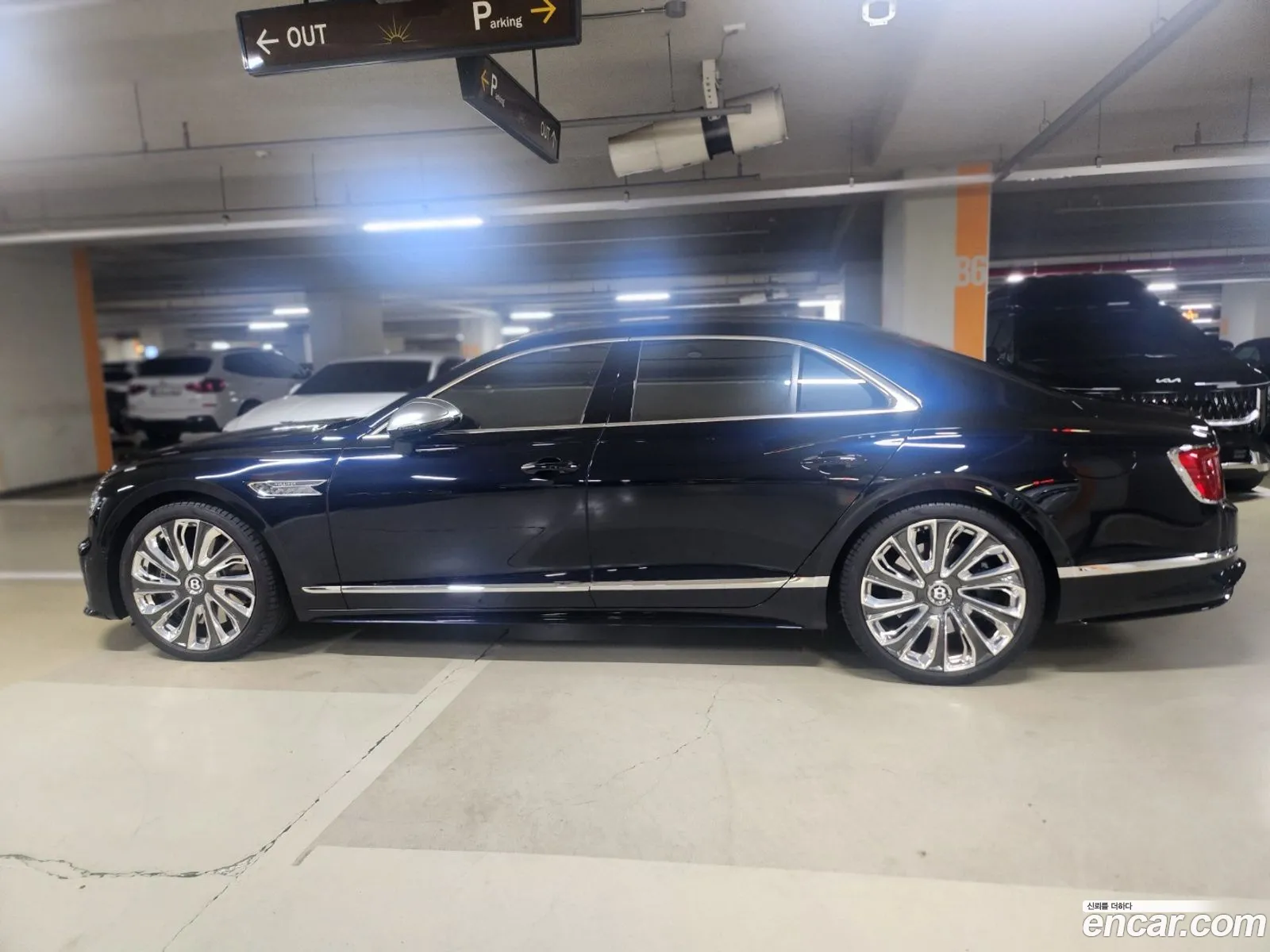Bentley Flying Spur 2025 — 4