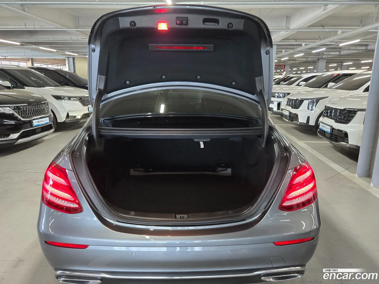 Mercedes-Benz E-Class W213 2017 — 13