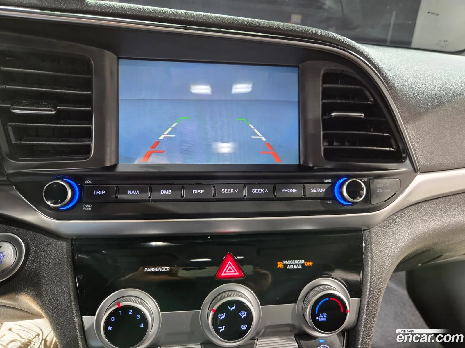 Hyundai Elantra AD 2019 — 4