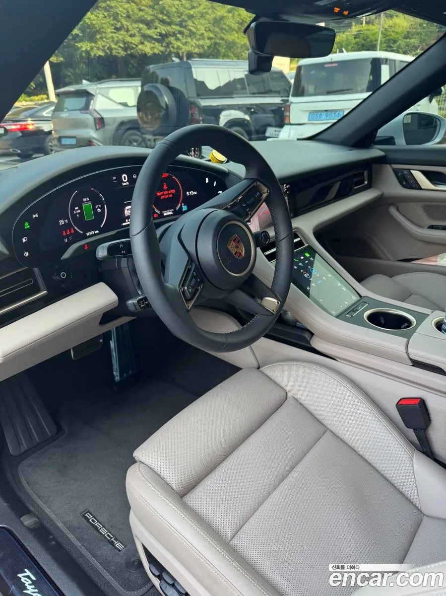 Porsche Taycan 2024 — 7