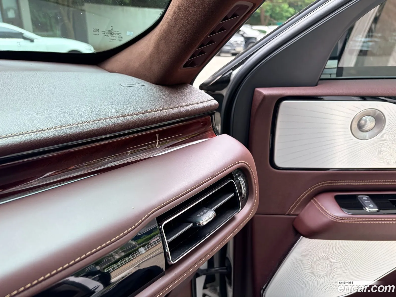 Lincoln Aviator 2021 — 11