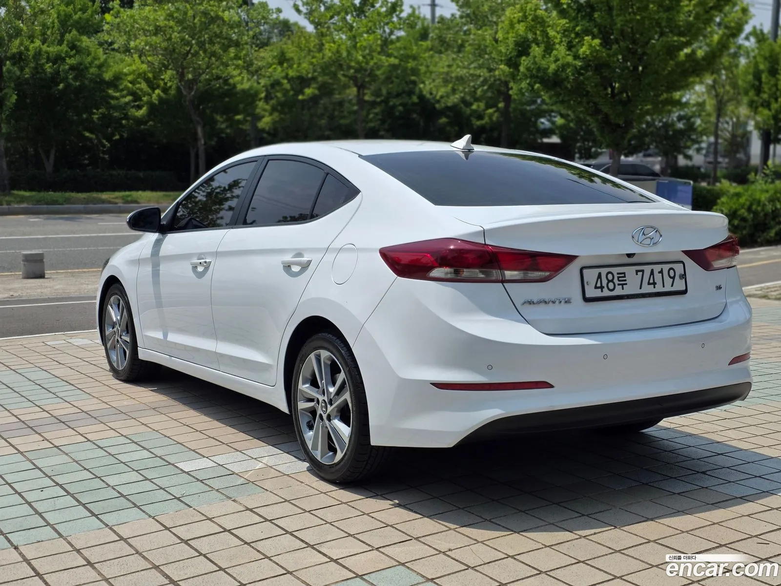 Hyundai Elantra AD 2017 — 2