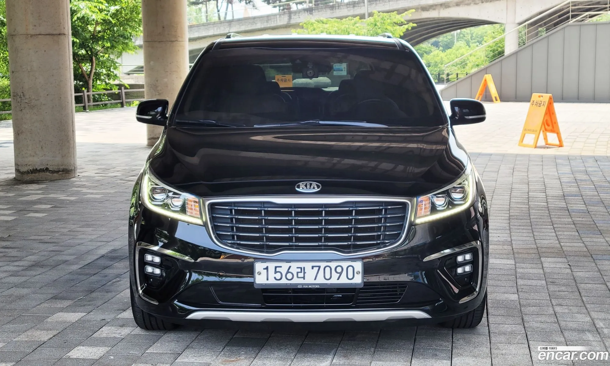 Kia Carnival 2019 — 3