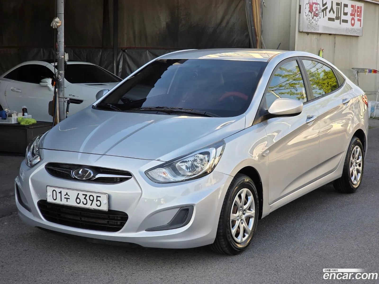 Hyundai Accent 2014 — 2