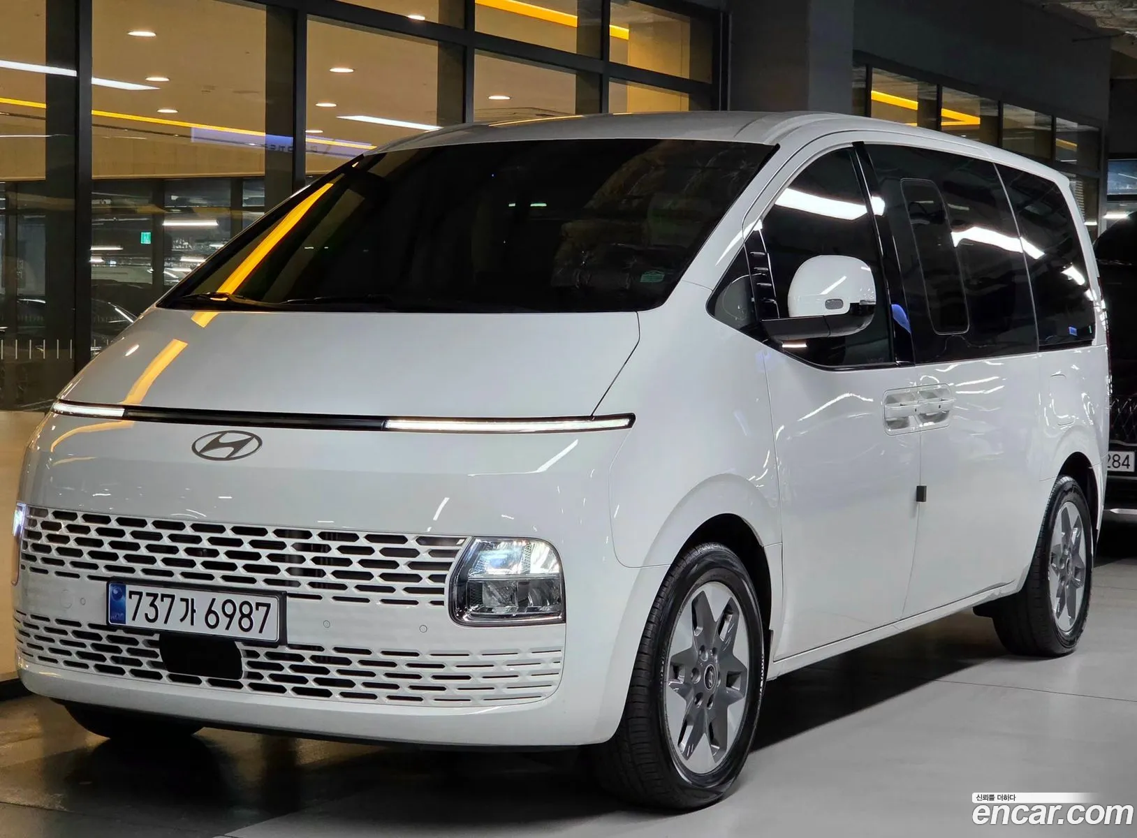 Hyundai Staria 2024 — 4