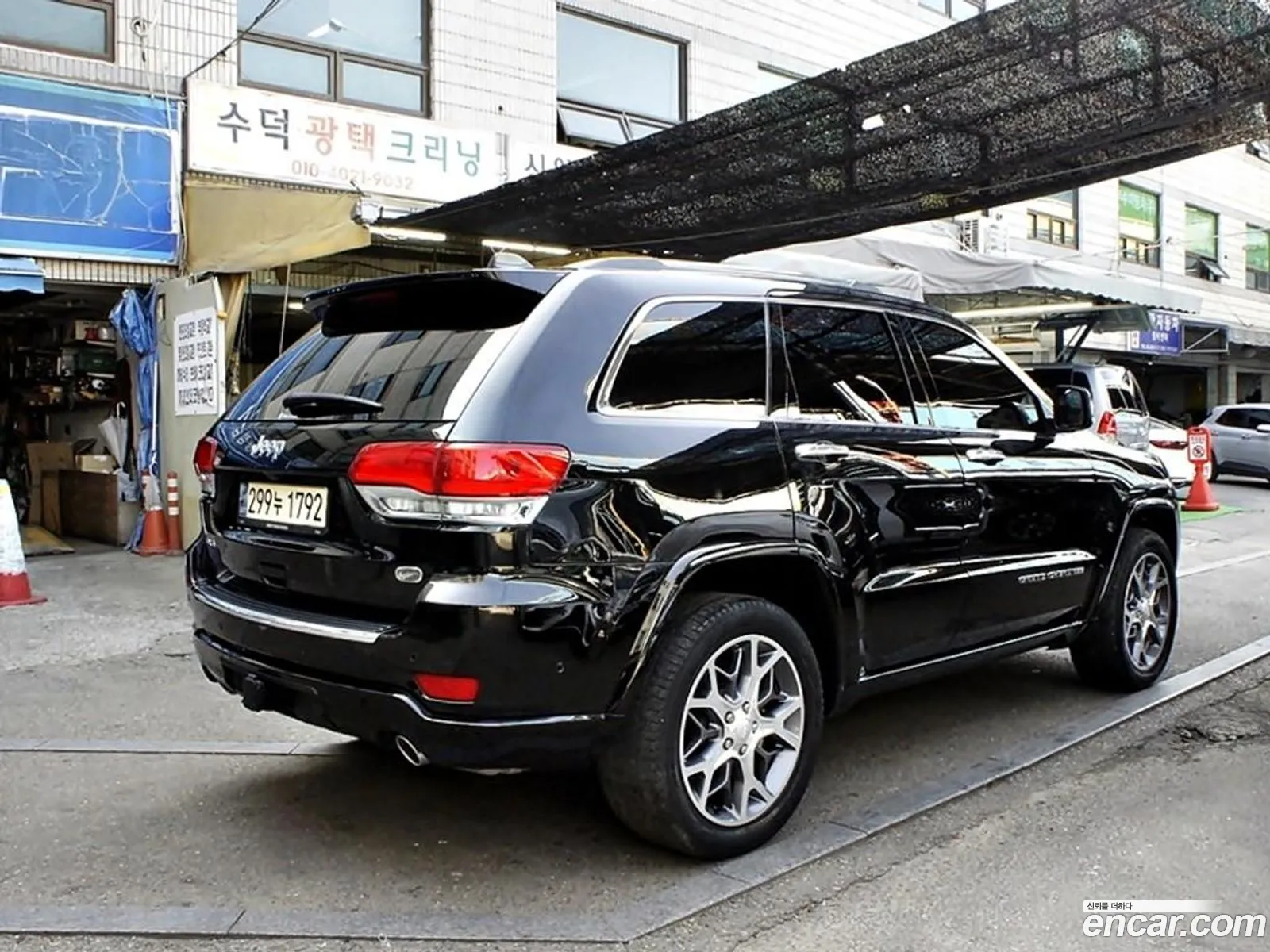Jeep Grand Cherokee 2021 — 17