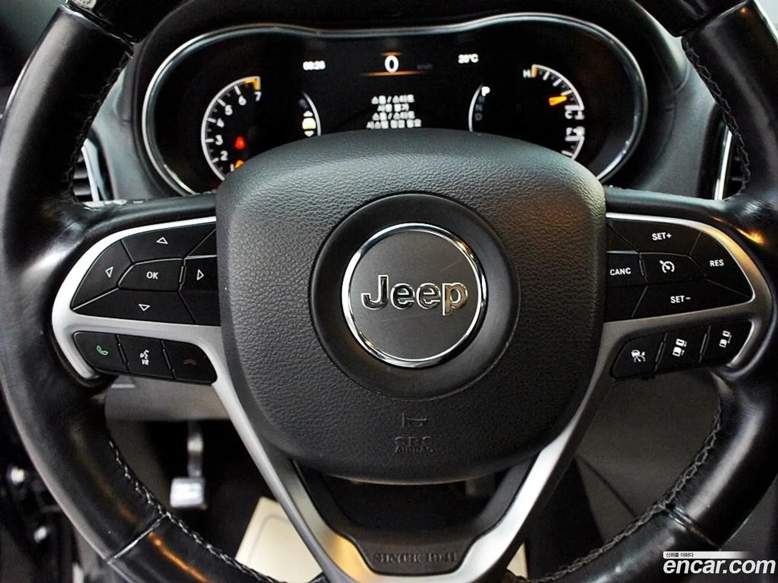 Jeep Grand Cherokee 2021 — 9