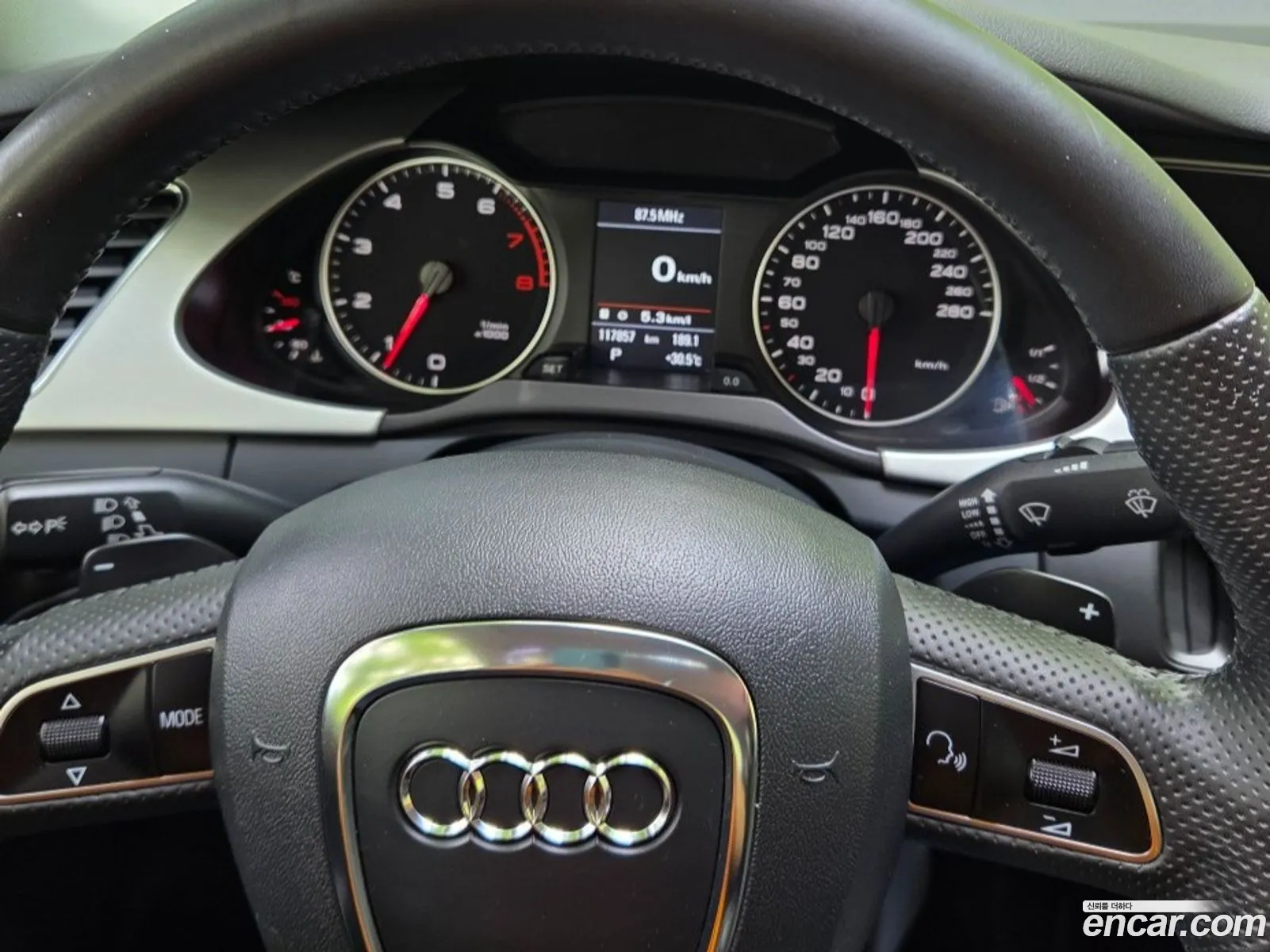 Audi A4 2011 — 11