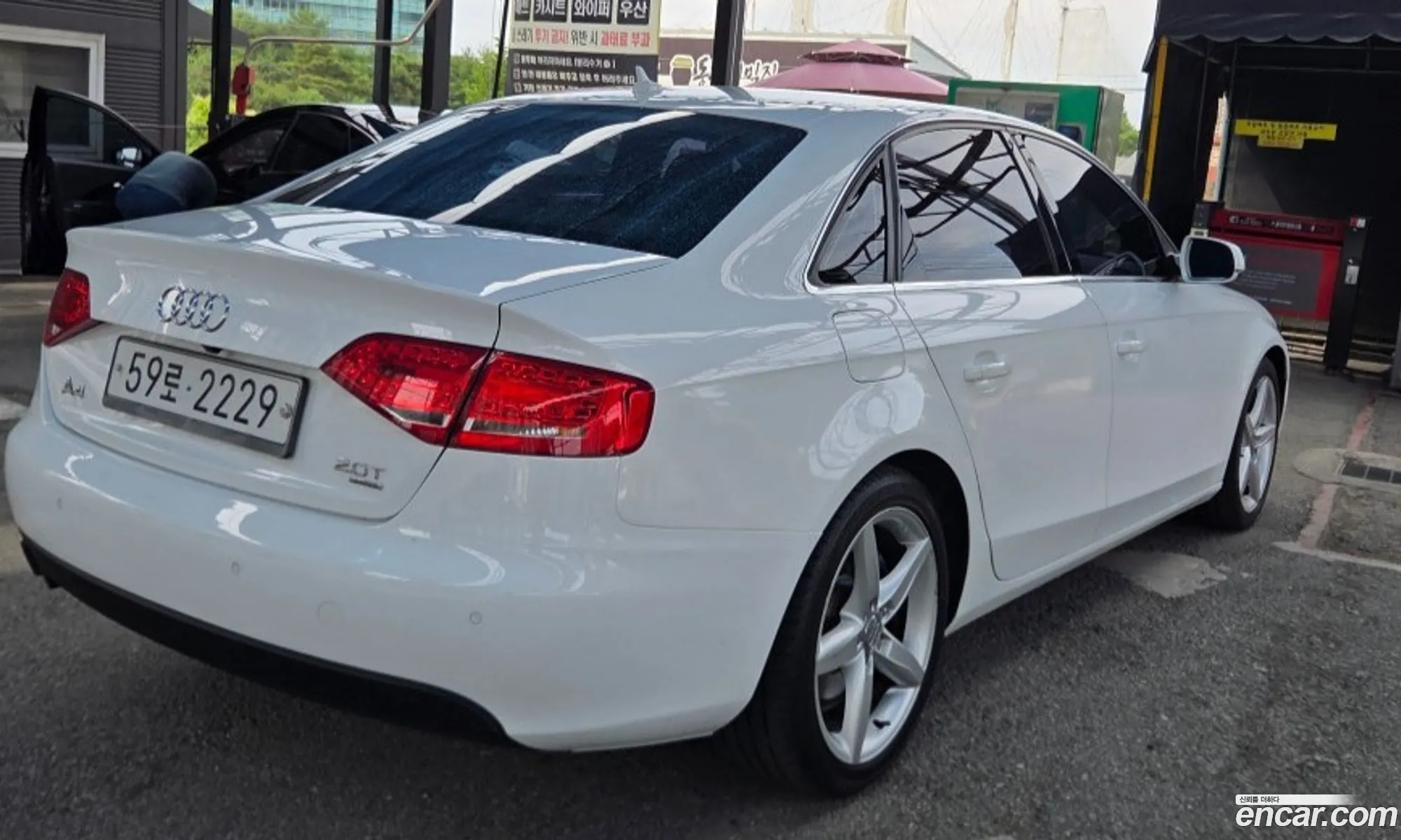 Audi A4 2011 — 19