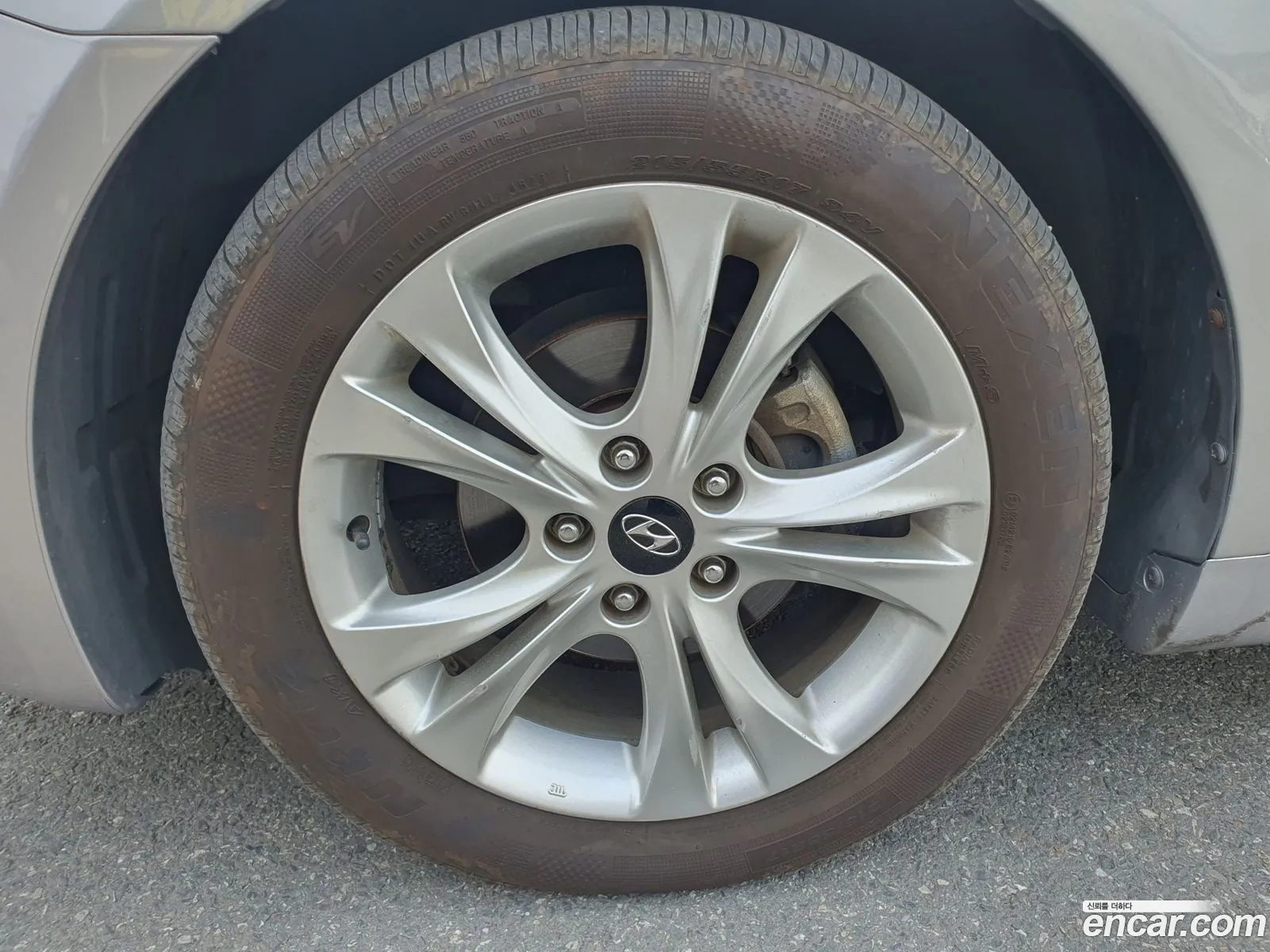 Hyundai YF Sonata 2009 — 3
