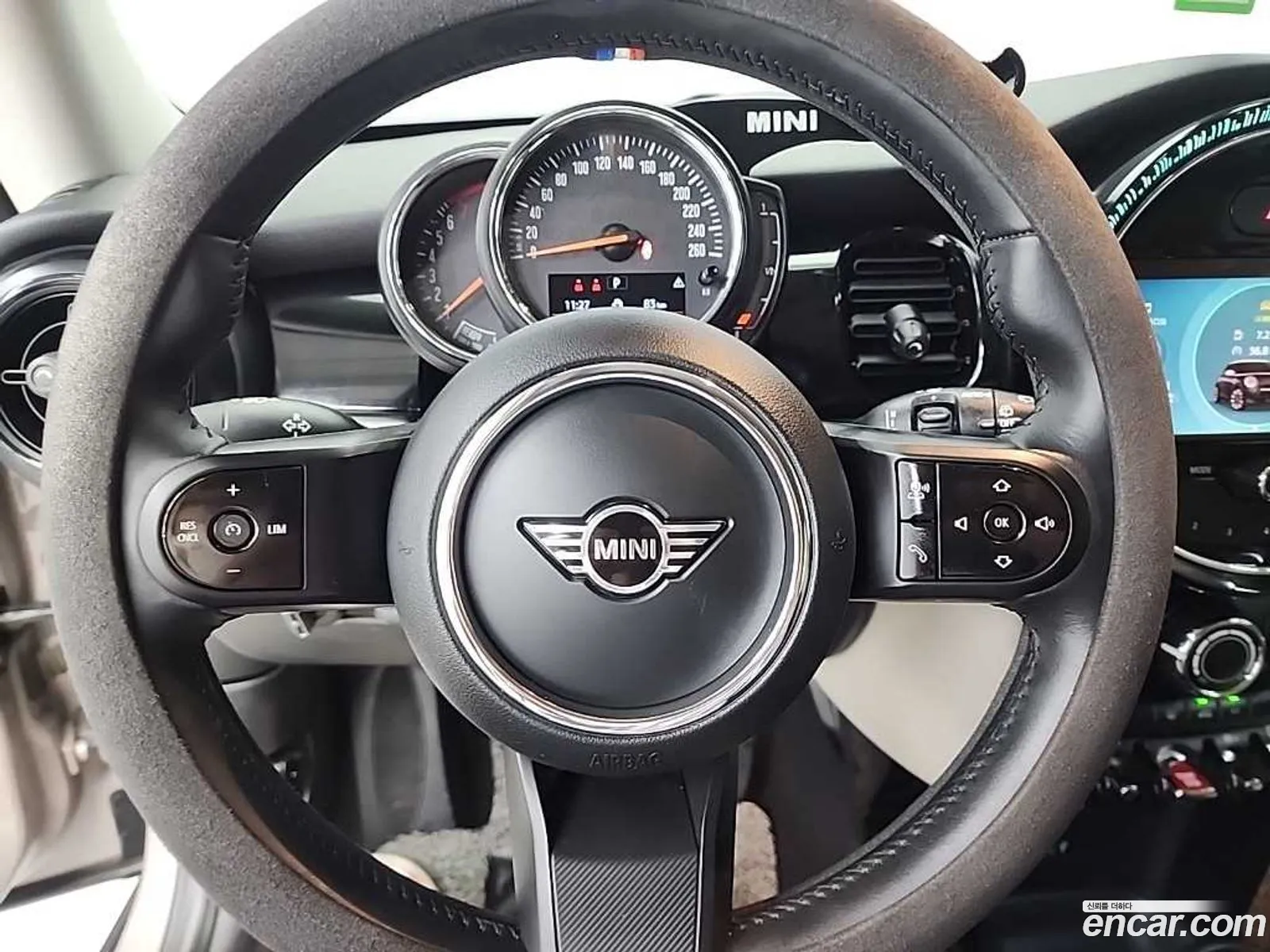 Mini Cooper 2021 — 8
