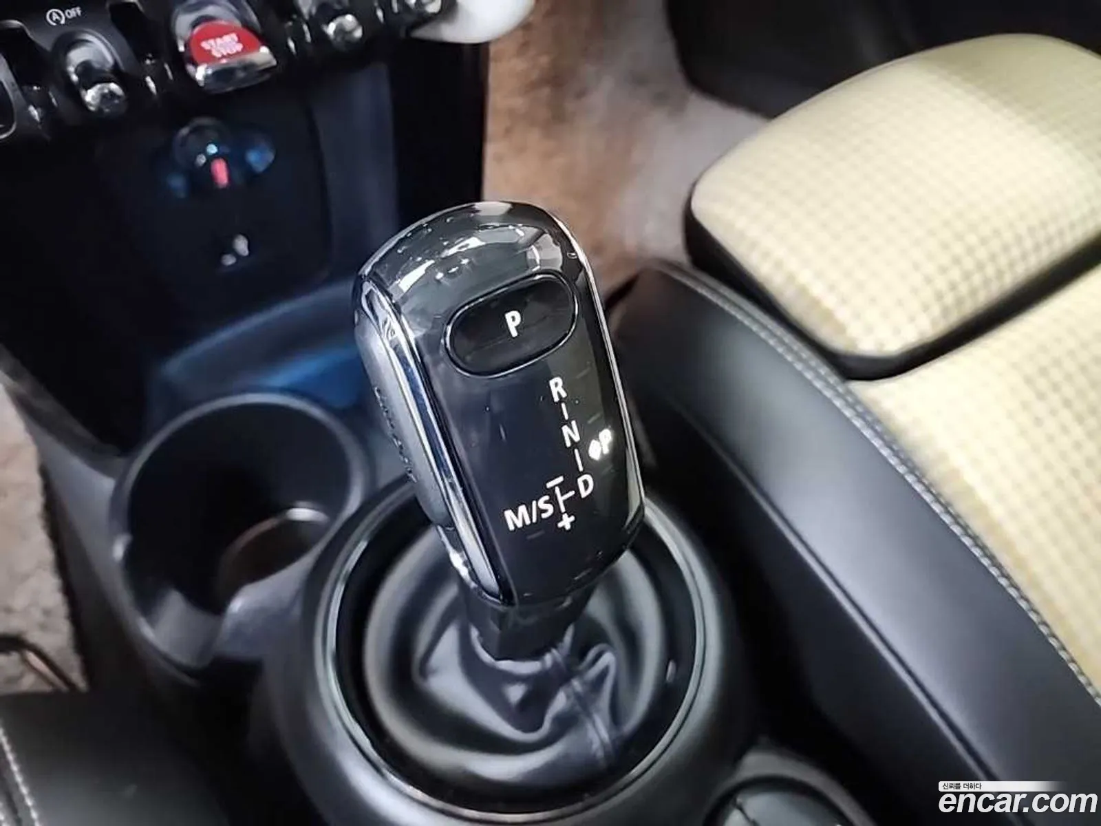 Mini Cooper 2021 — 4