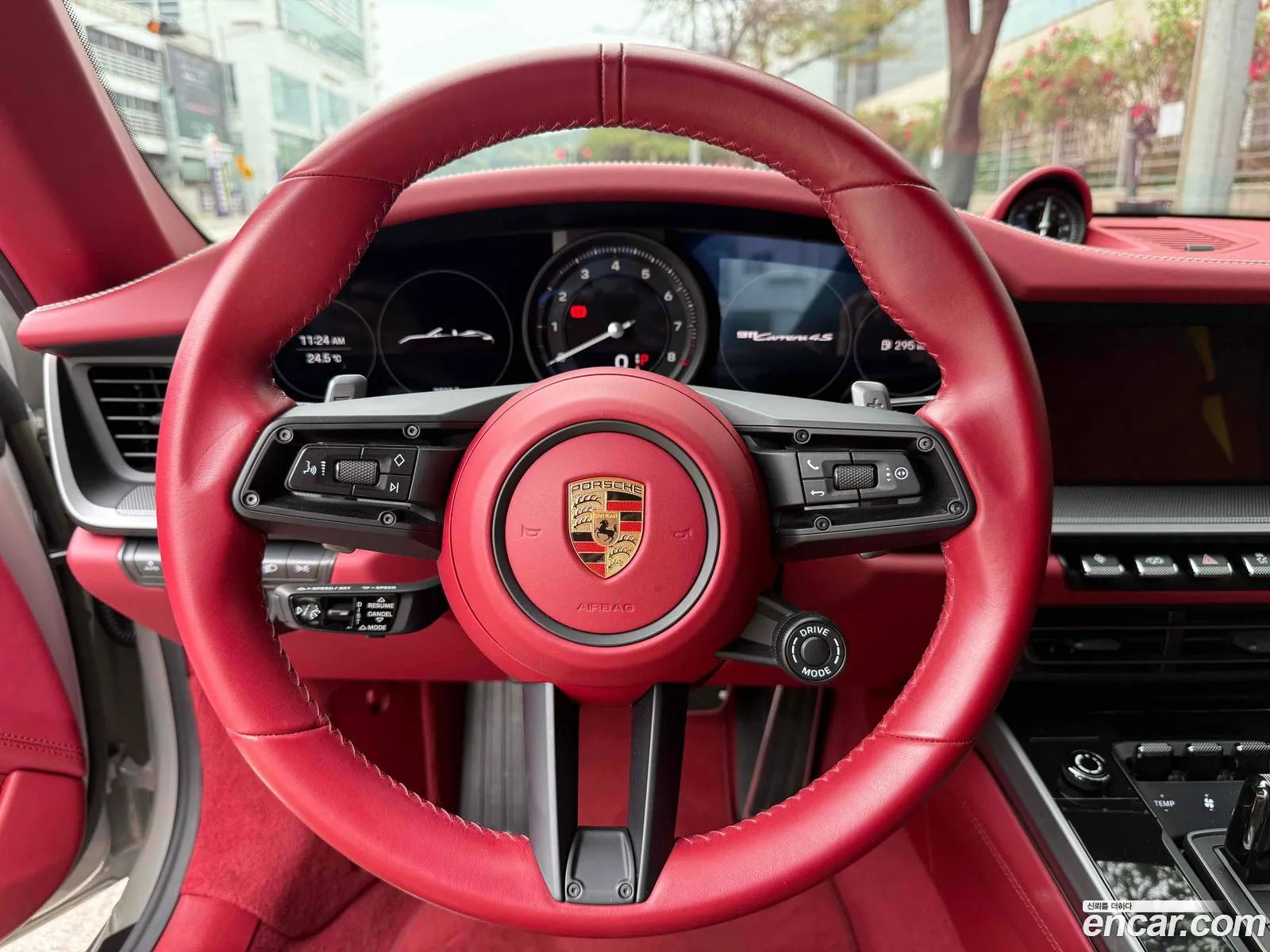 Porsche 911 2023 — 11