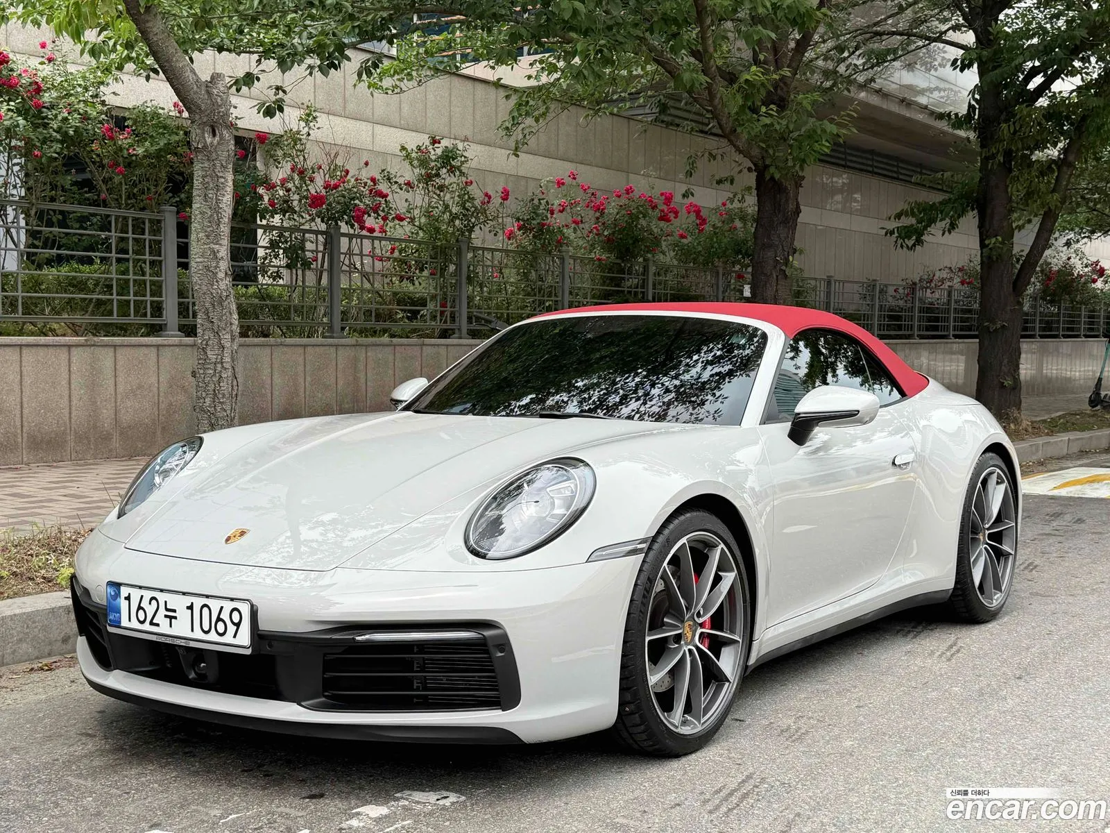 Porsche 911 2023 — 17