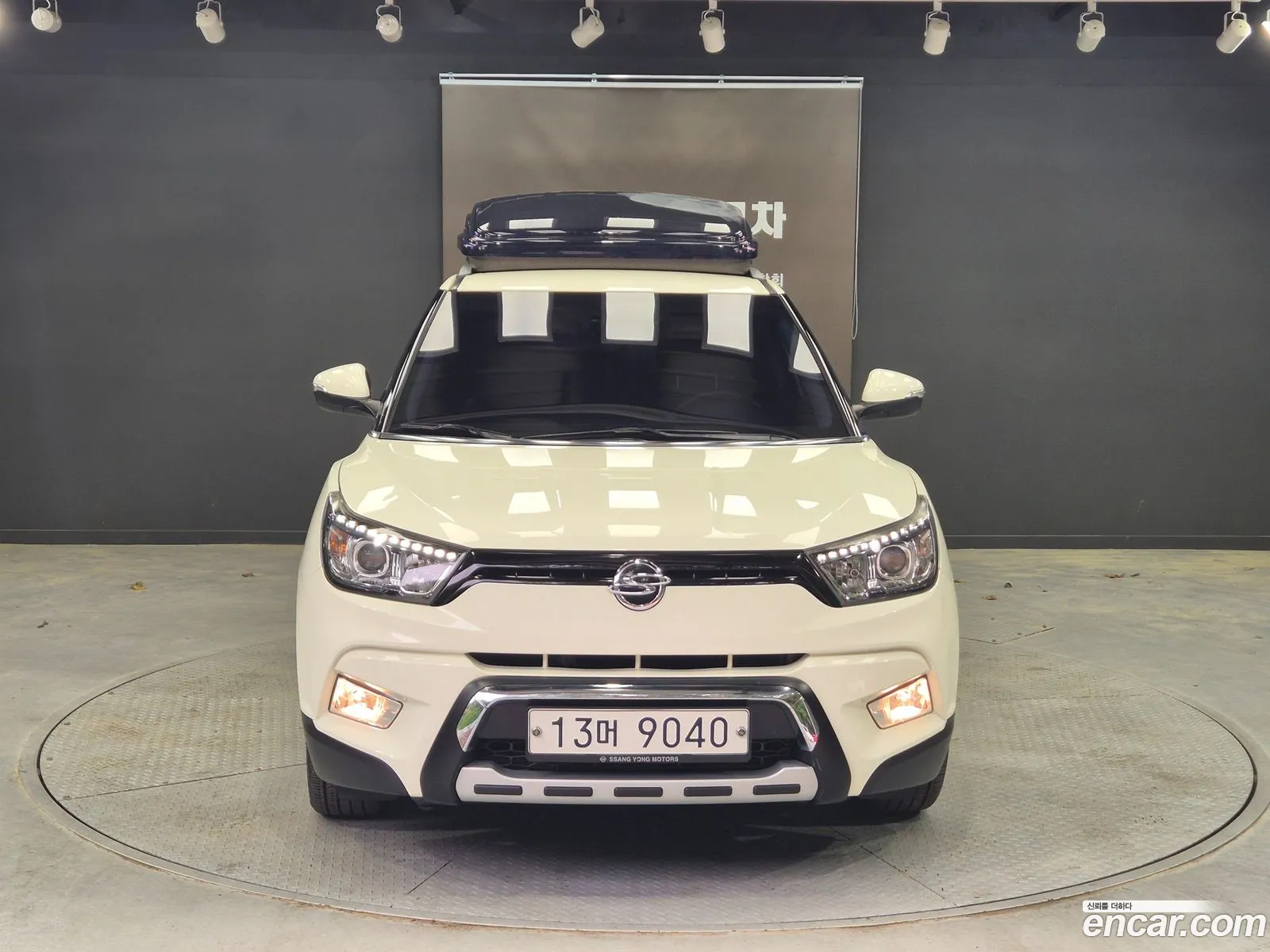 KG Mobility (SsangYong) Tivoli 2015 — 2