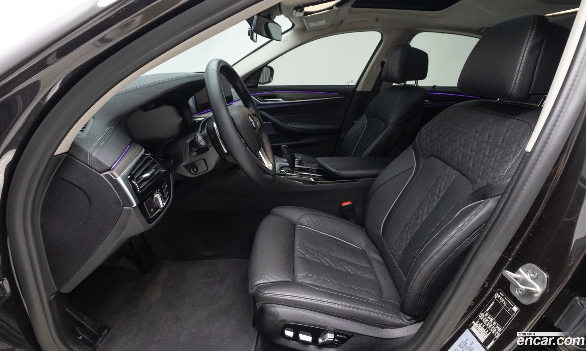 BMW 5 Series 2022 — 11