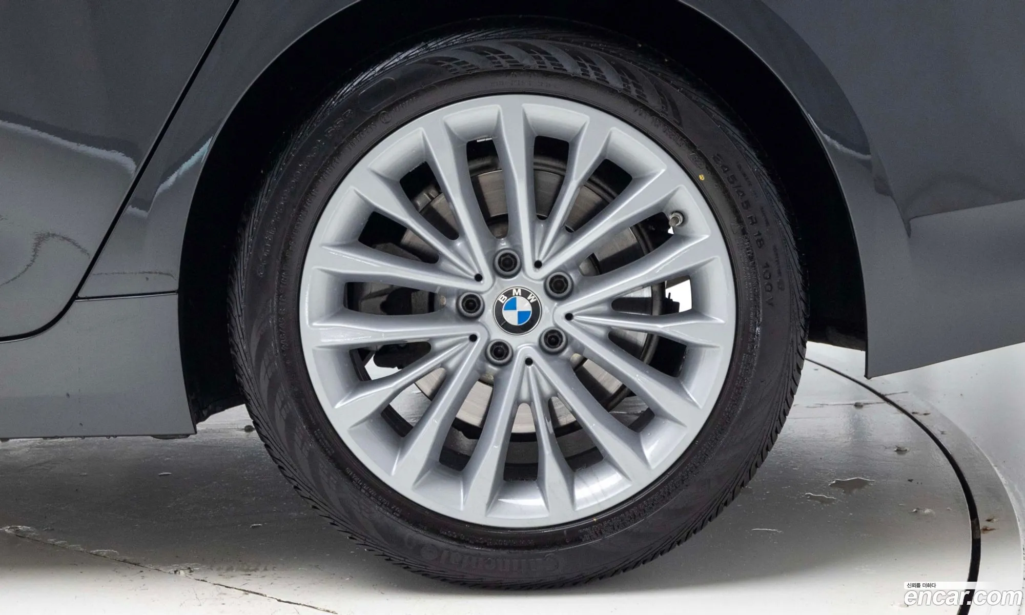 BMW 5 Series 2022 — 9