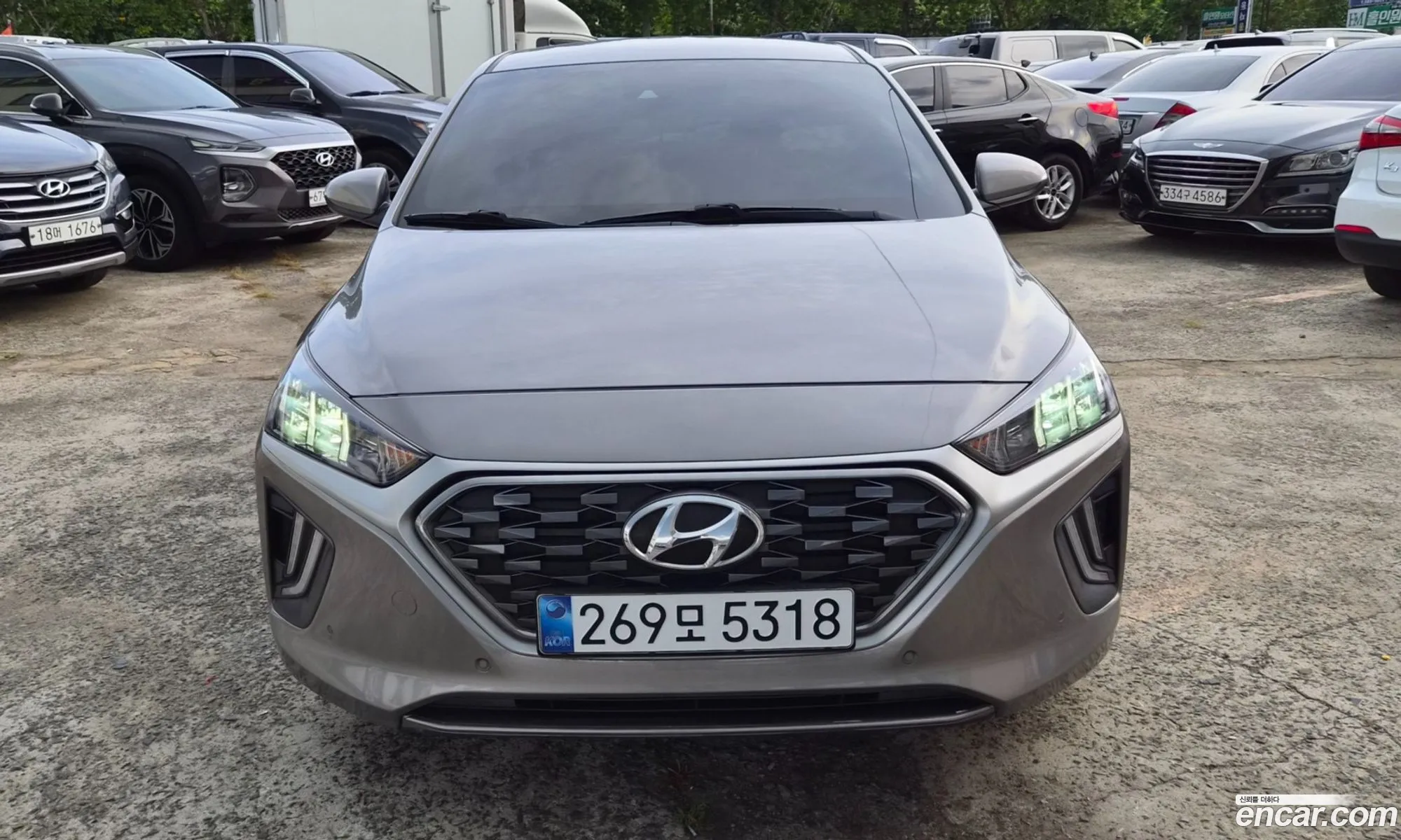 Hyundai Ioniq Hybrid 2020 — 3