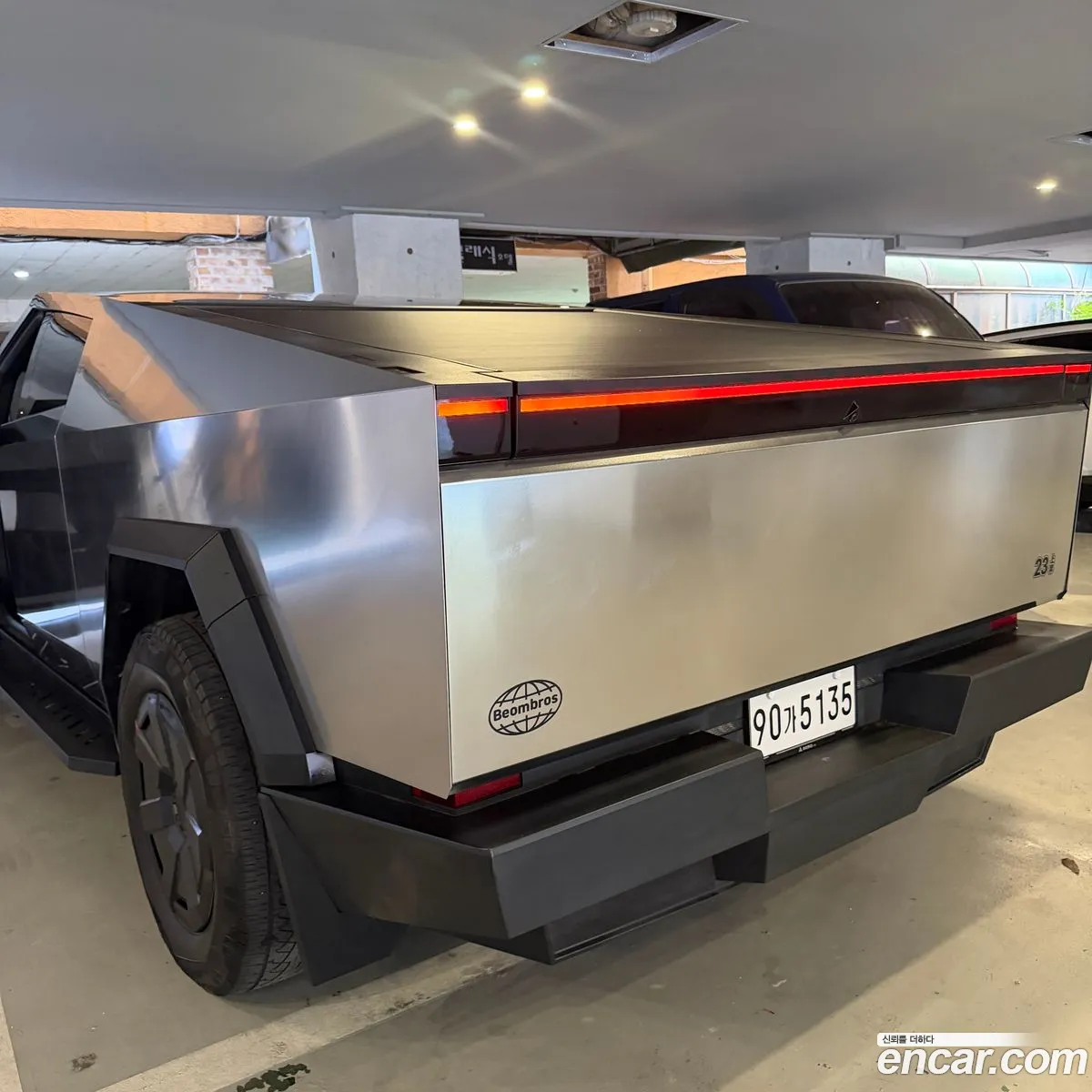 Tesla Cybertruck