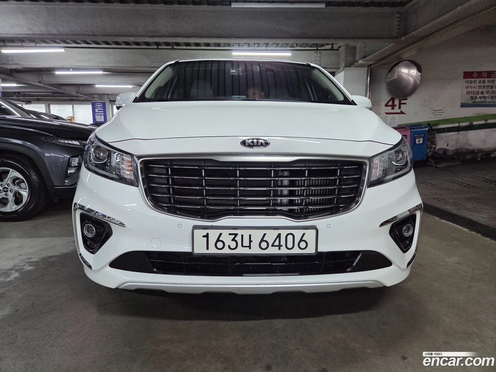 Kia Carnival 2019 — 2