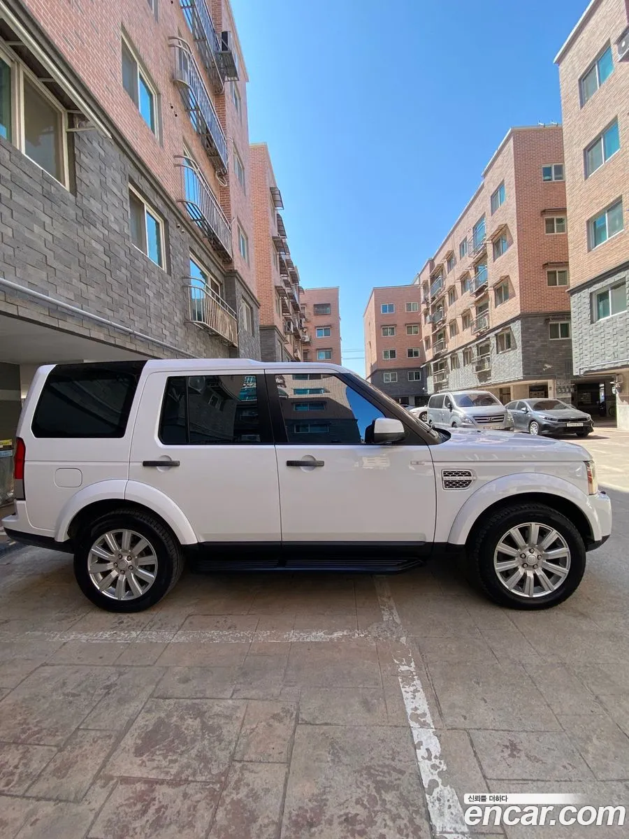 Land Rover Discovery 4 2013 — 17