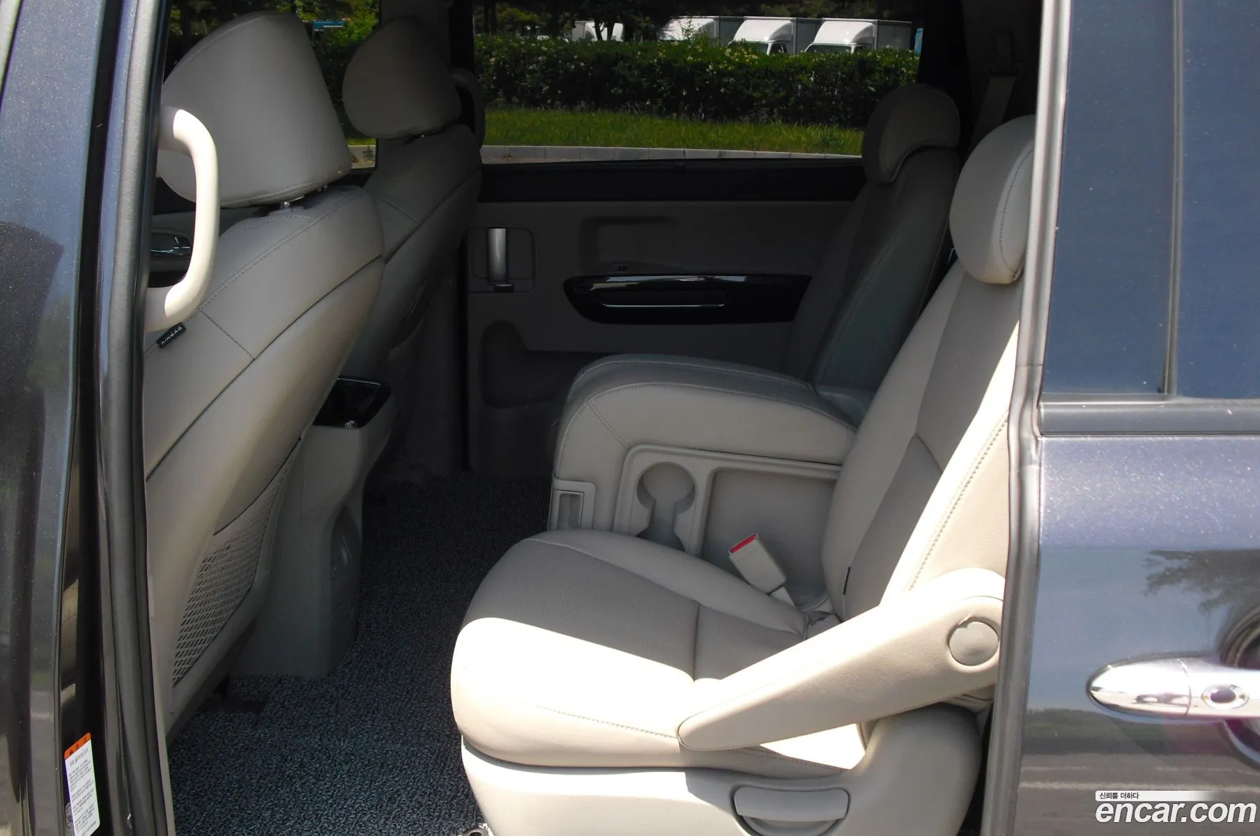 Kia Carnival 2019 — 3