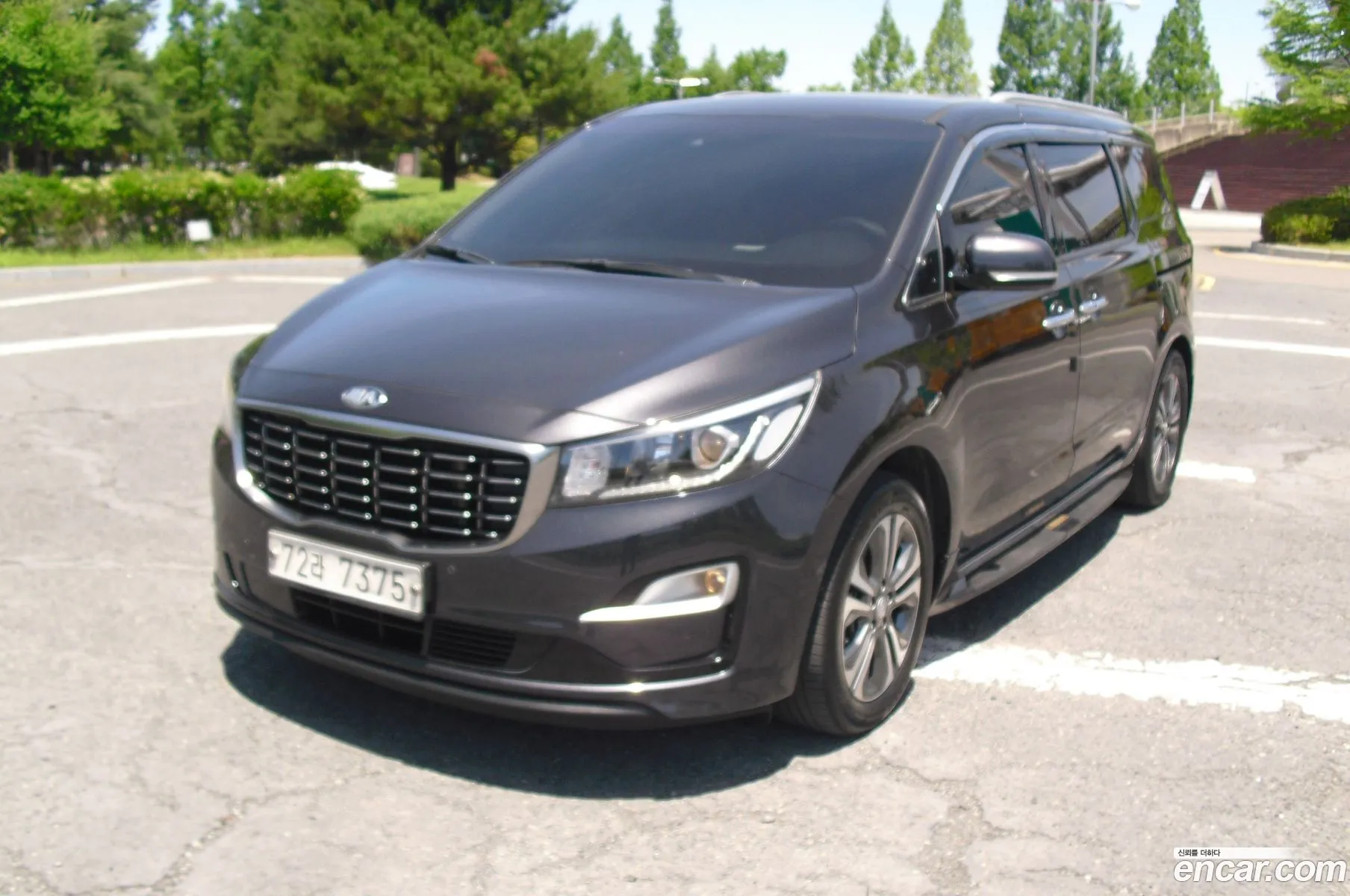 Kia Carnival 2019 — 2