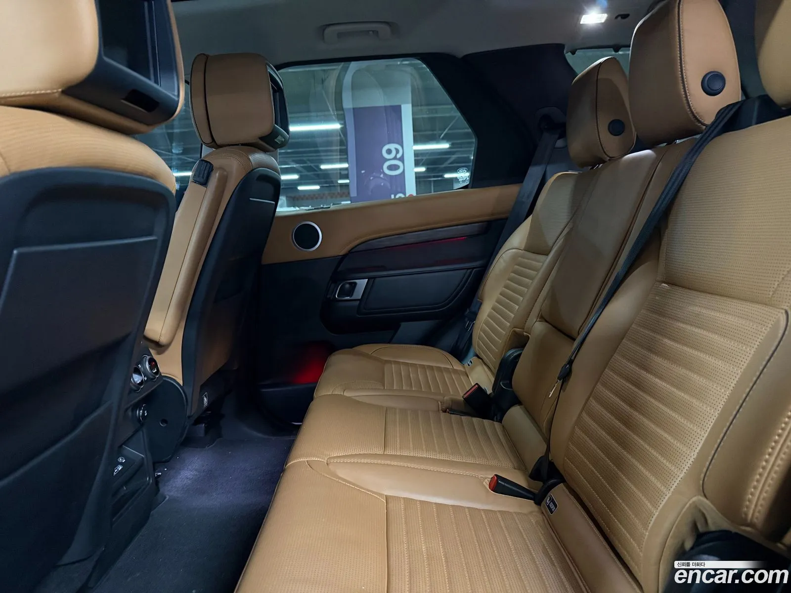 Land Rover Discovery 5 2019 — 14