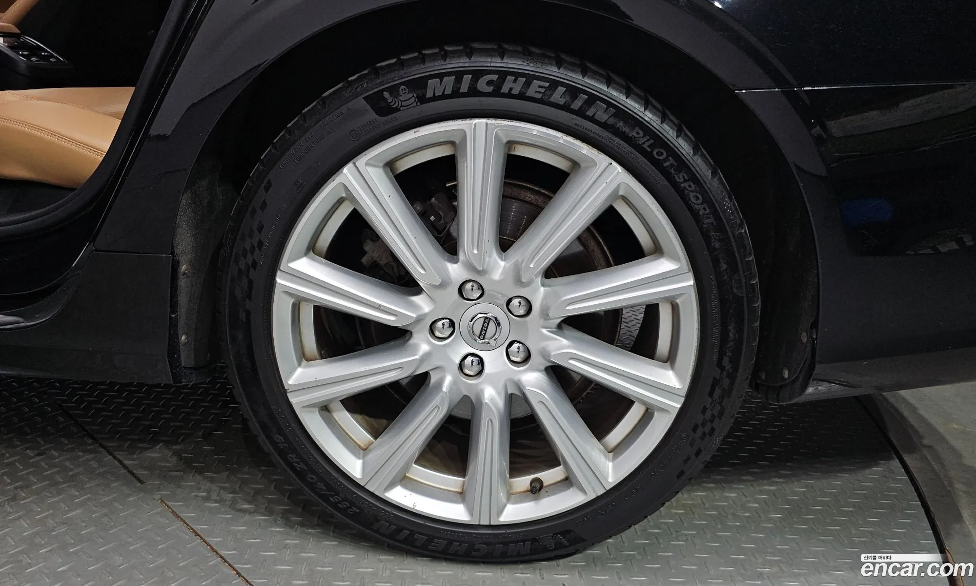 Volvo S90 2019 — 9