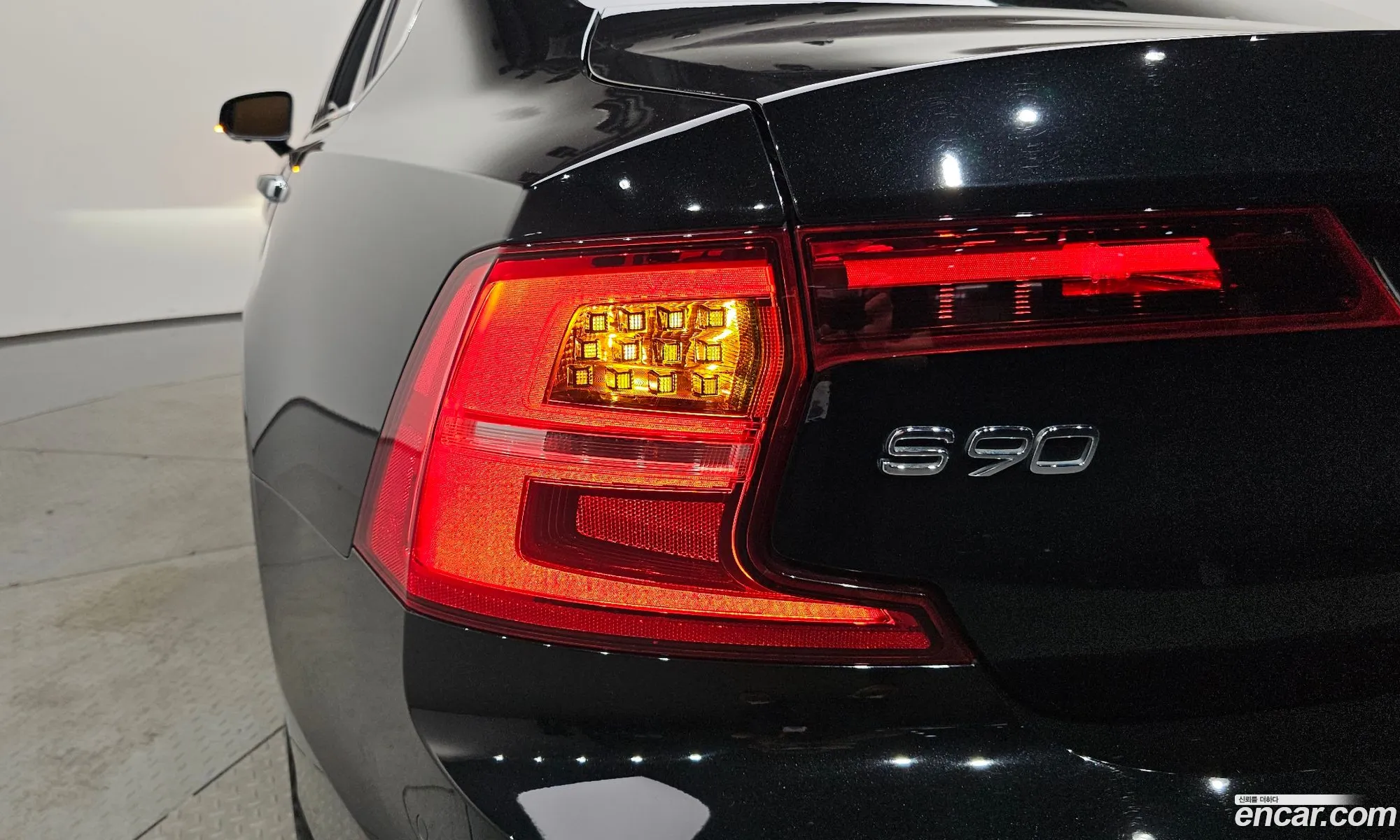 Volvo S90 2019 — 20
