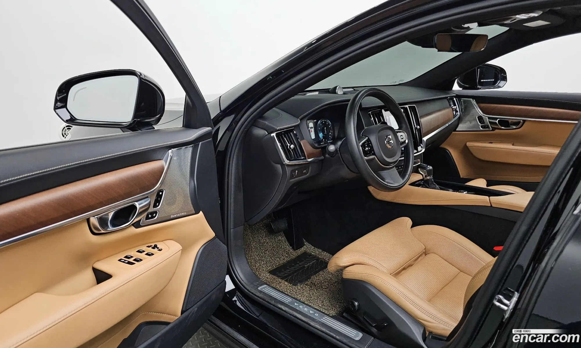 Volvo S90 2019 — 11
