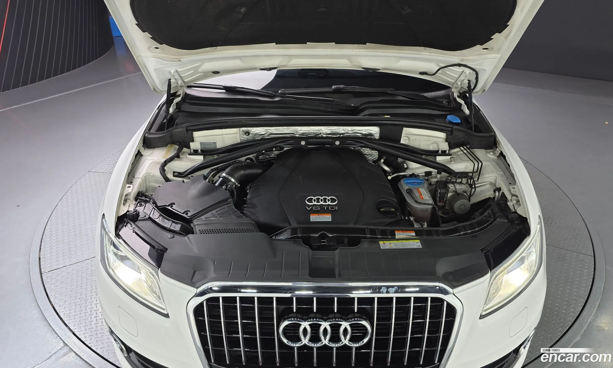 Audi Q5 2016 WAUZZZ8R3GA070369 — 10