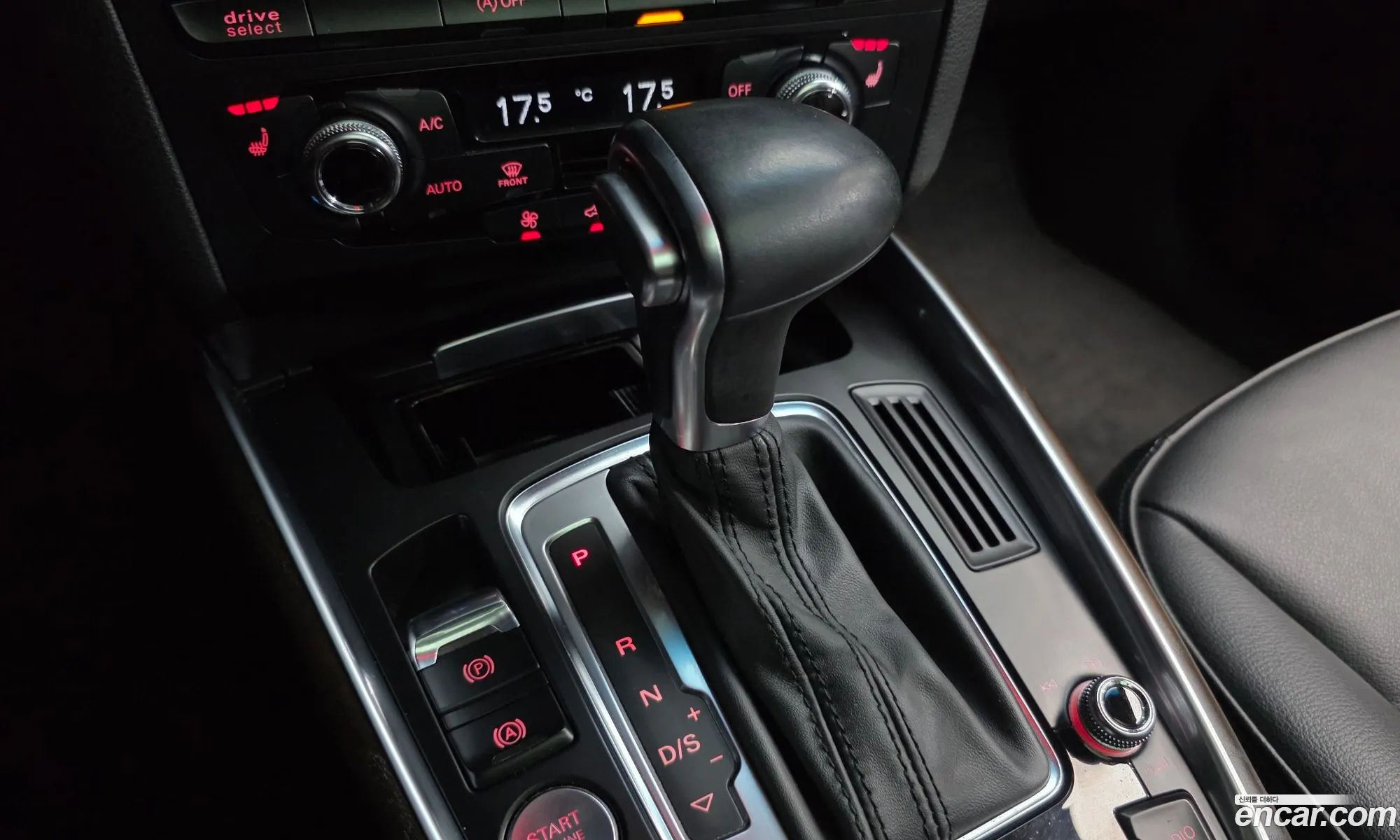 Audi Q5 2016 WAUZZZ8R3GA070369 — 16
