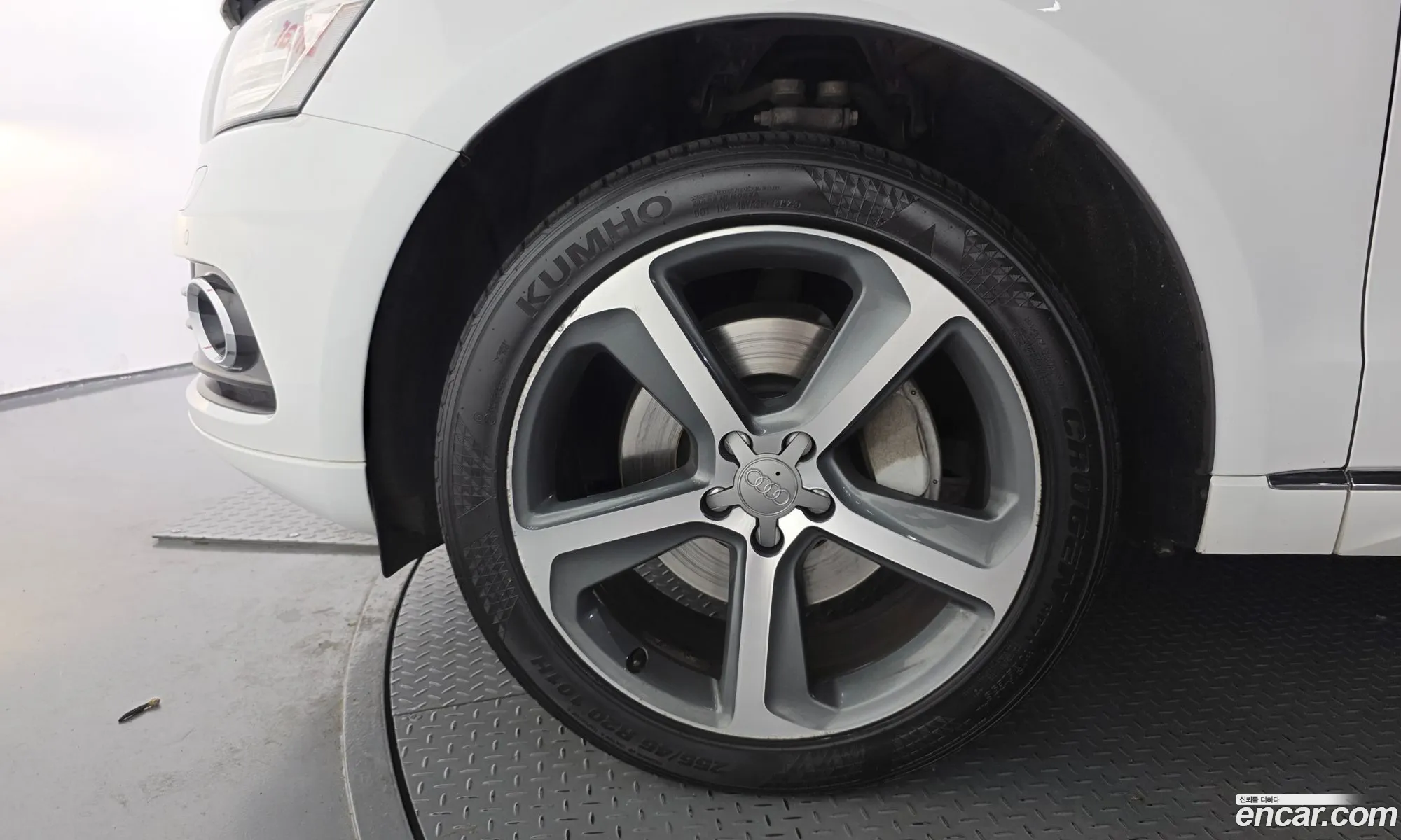 Audi Q5 2016 WAUZZZ8R3GA070369 — 6
