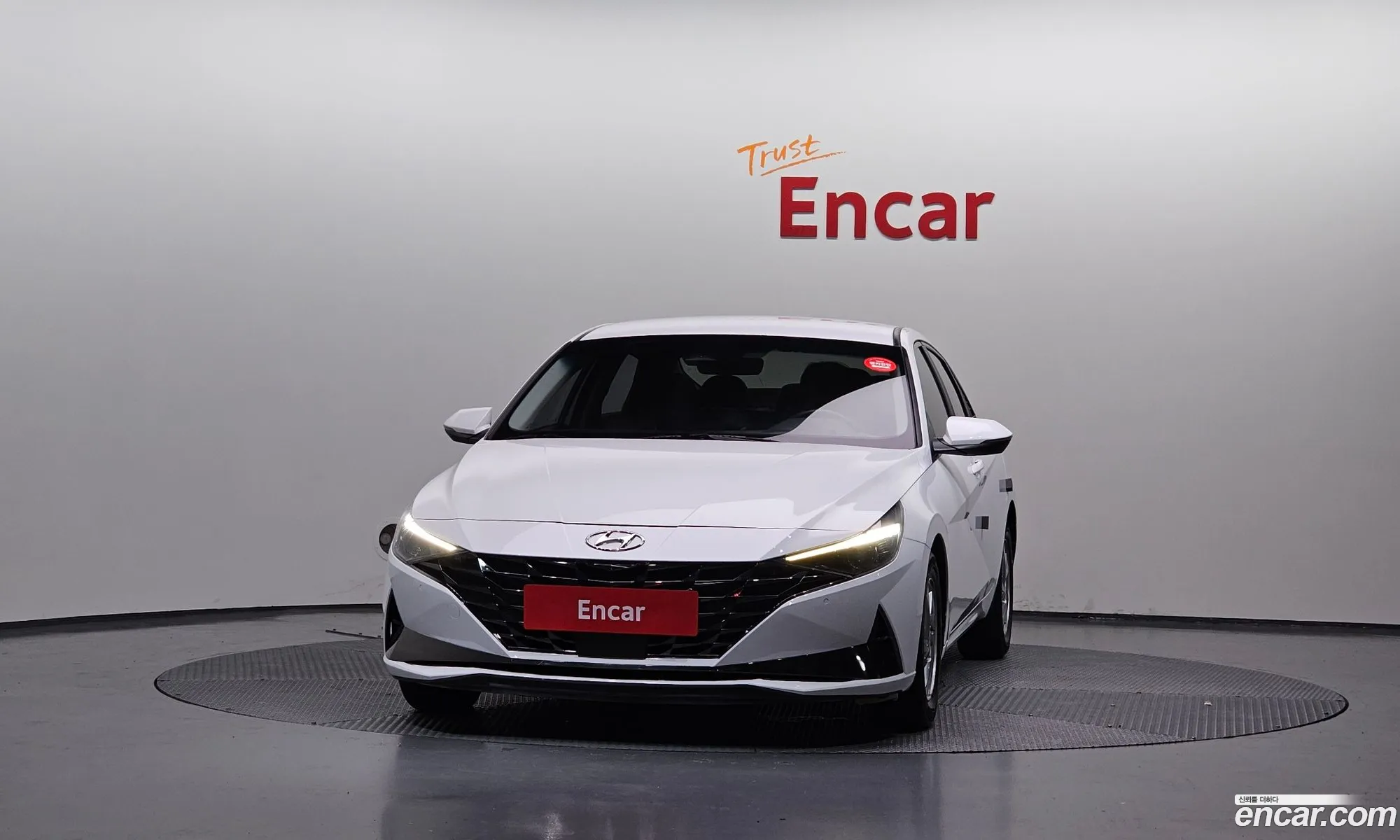 Hyundai Elantra 2021 — 3
