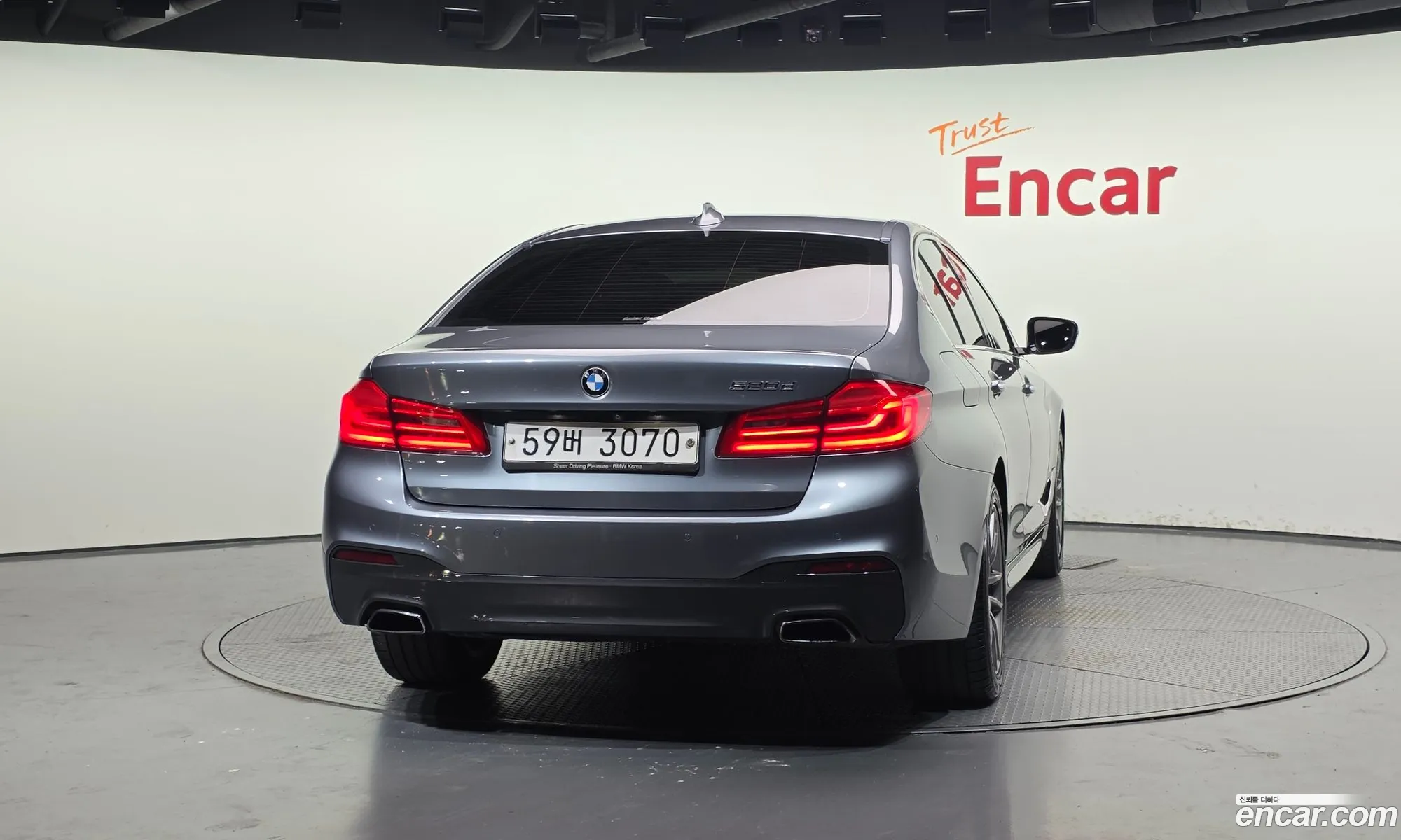 BMW 5 Series 2018 WBAJC3108JDB91107 — 18