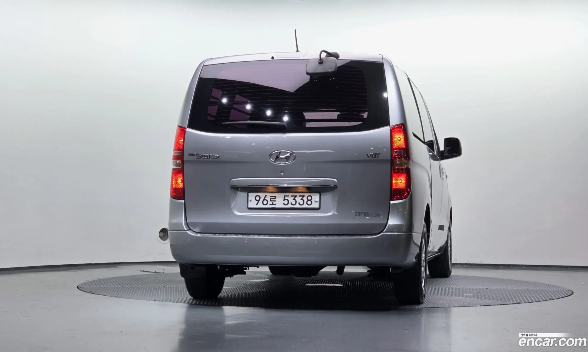 Hyundai Grand Starex 2018 — 2