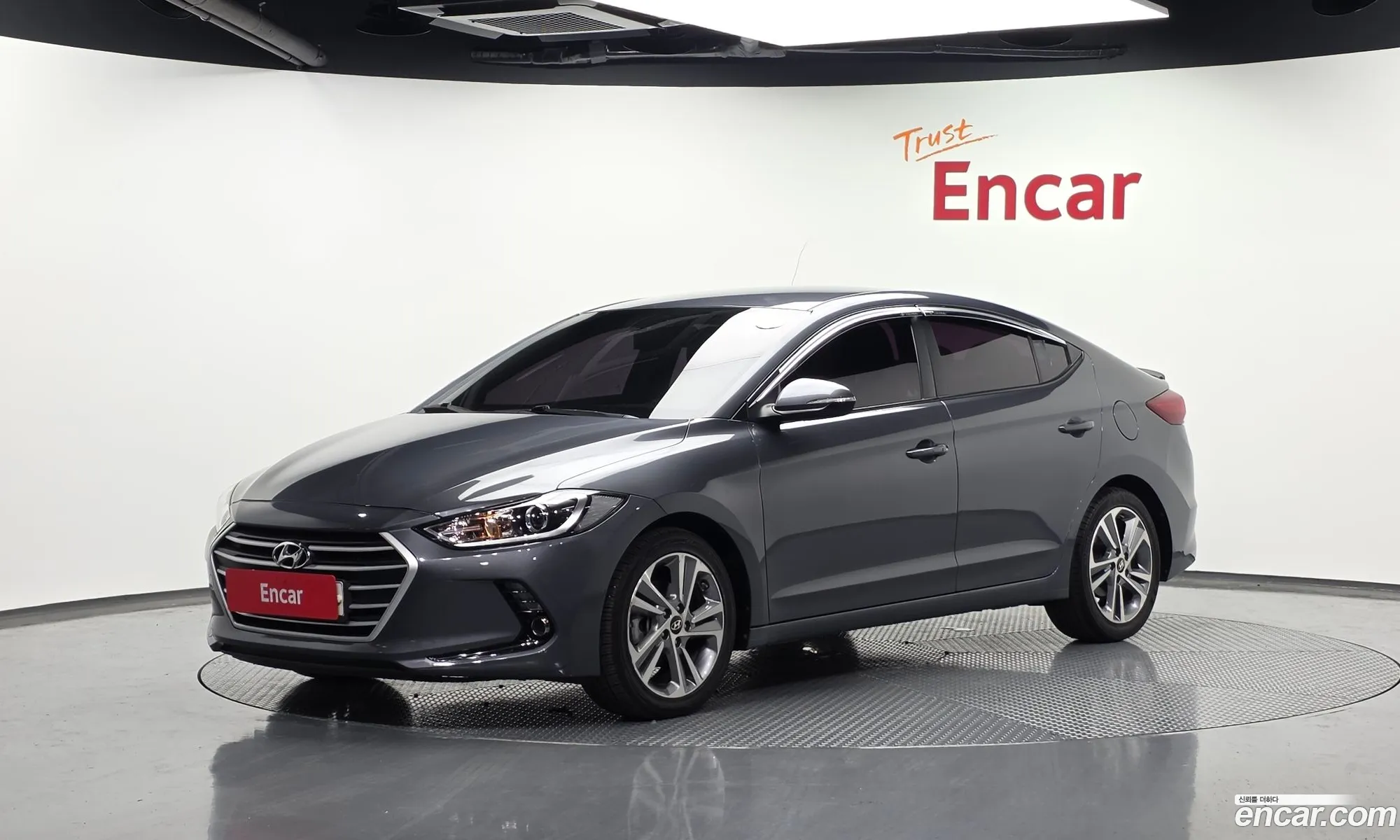 Hyundai Elantra AD 2017 — 4