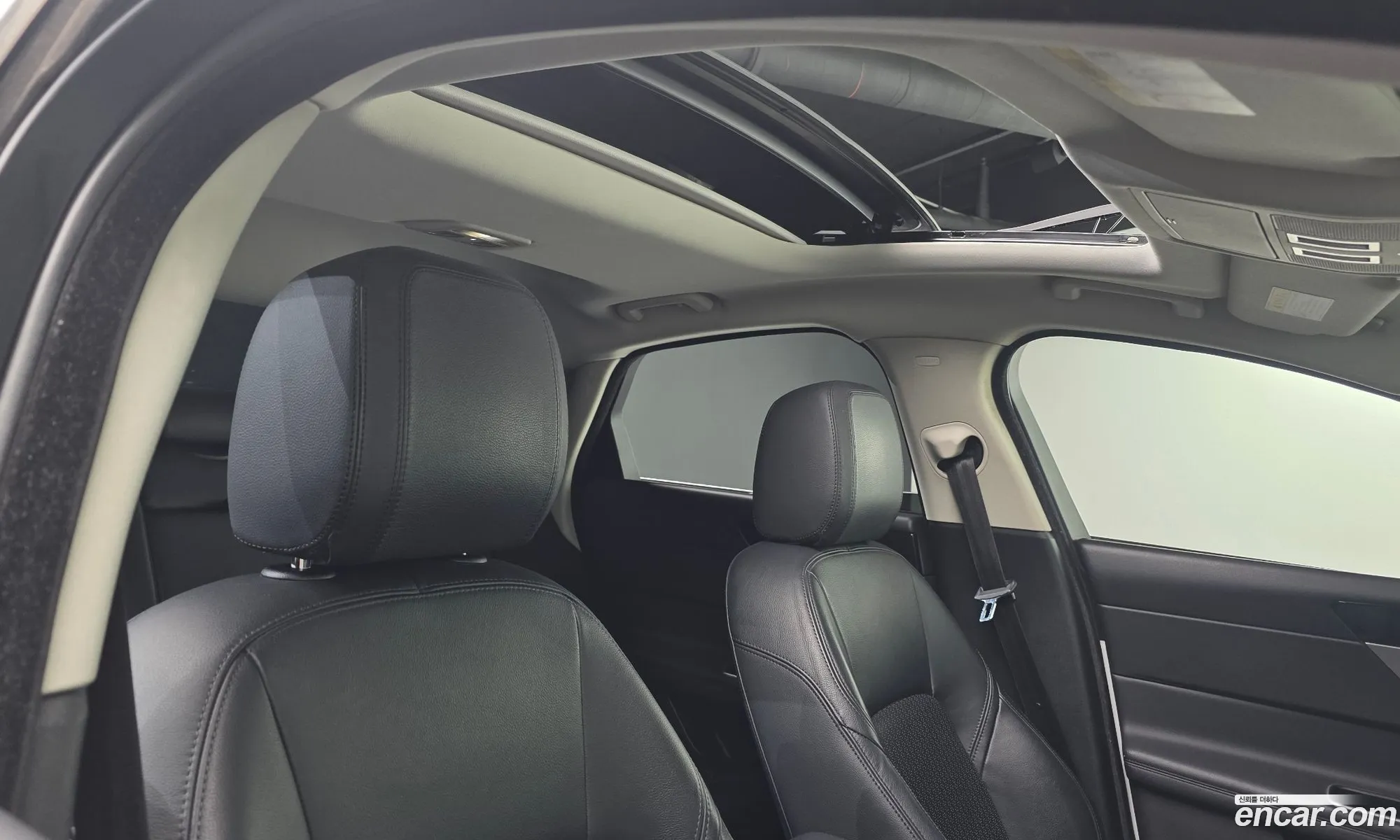 Jaguar XF 2016 SAJBA4BN0HCY28129 — 12