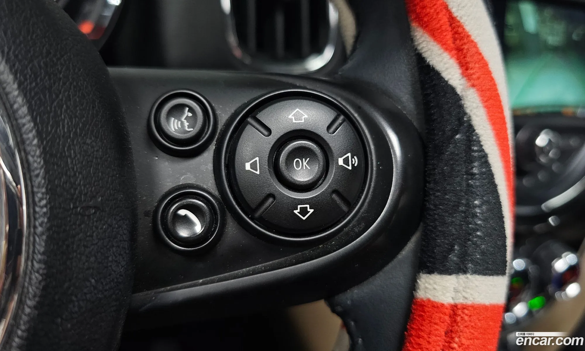 Mini Cooper Countryman 2018 WMWYU9102J3C02753 — 35