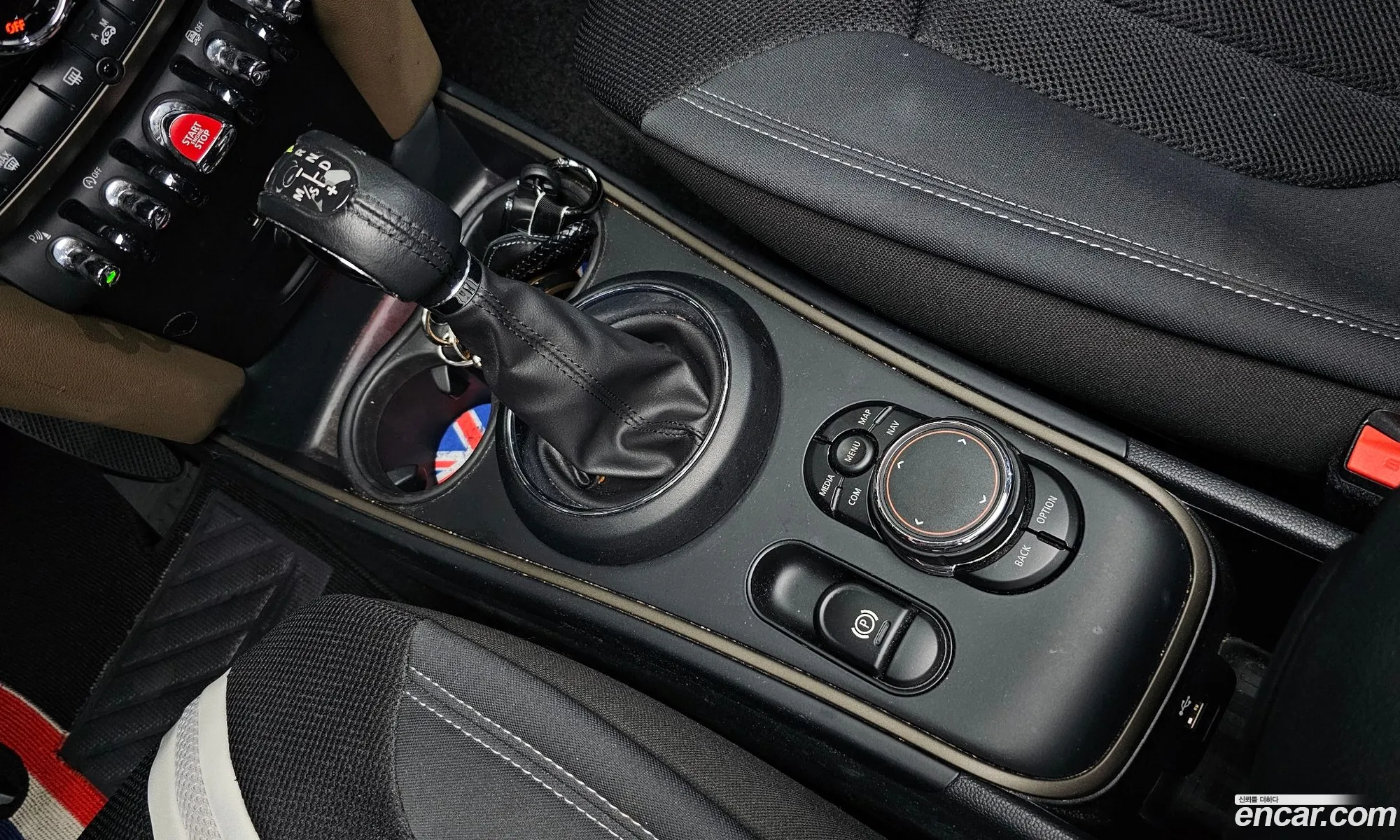 Mini Cooper Countryman 2018 WMWYU9102J3C02753 — 16