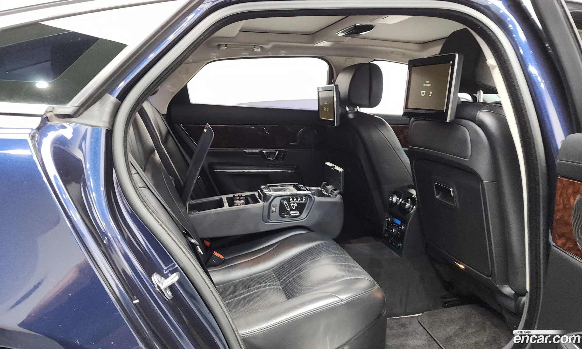 Jaguar XJ 2014 11111111111111111 — 5