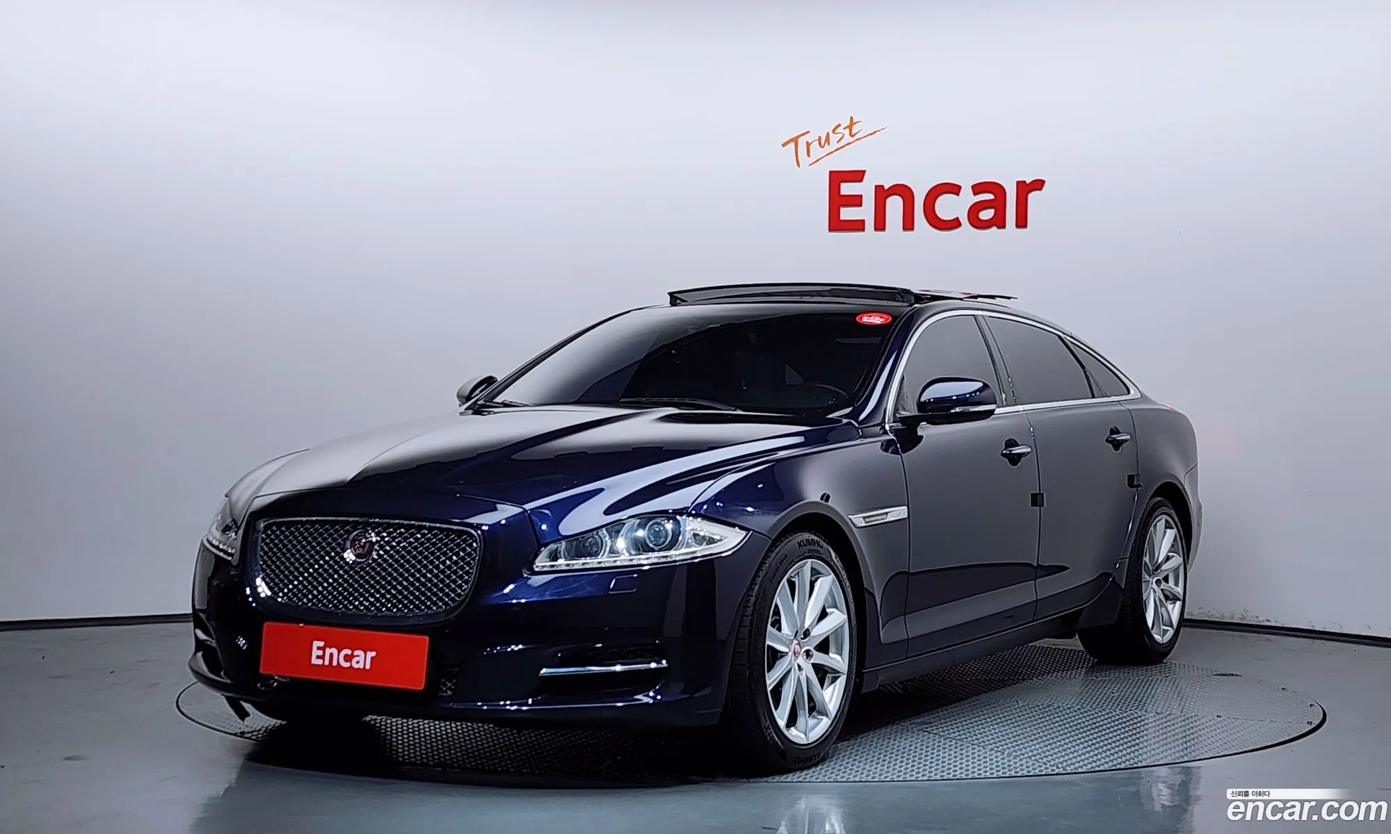 Jaguar XJ 2014 11111111111111111 — 2